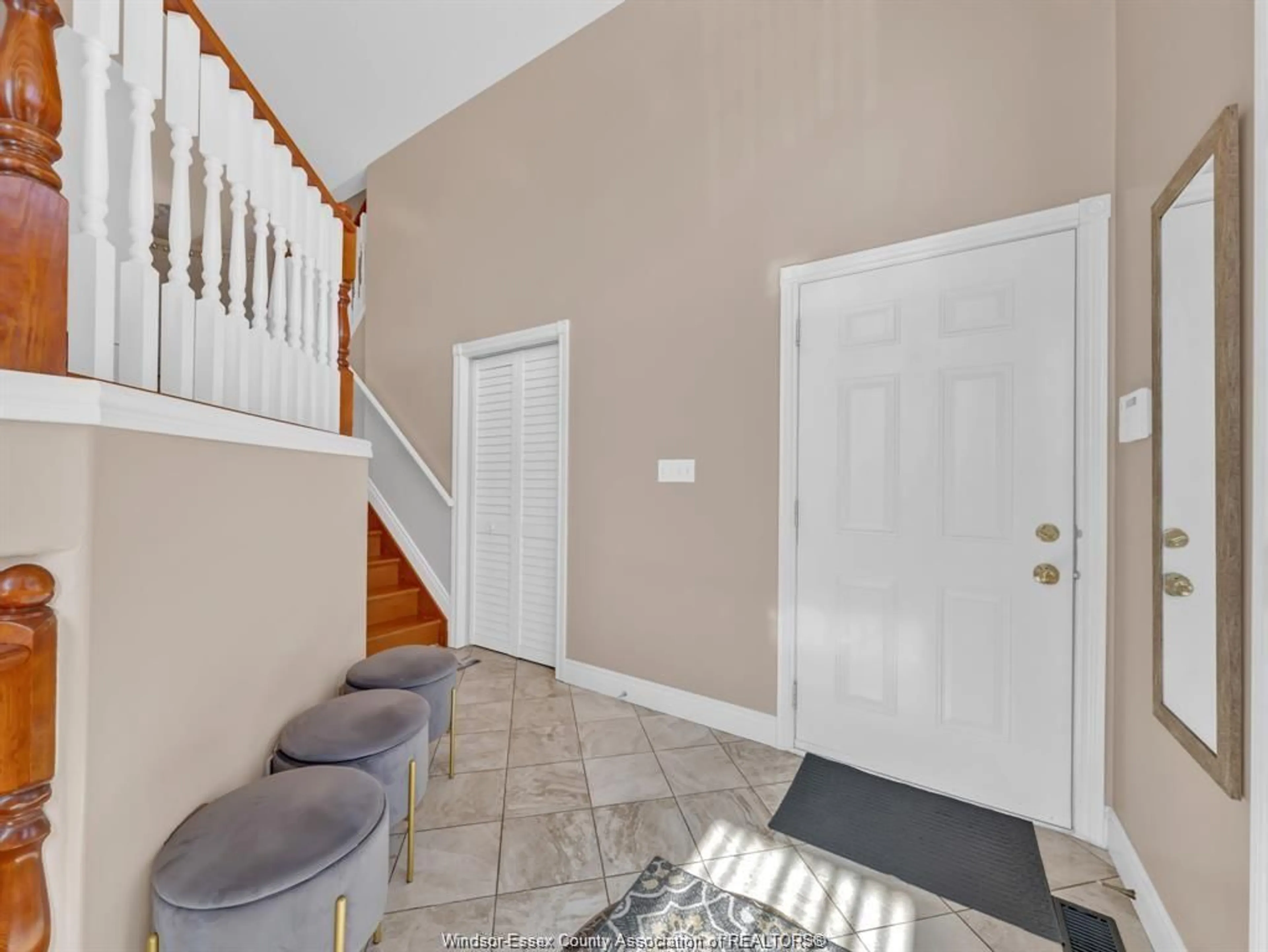 Indoor entryway for 1840 ST. CHRISTOPHER COURT, Windsor Ontario N8W 0A1