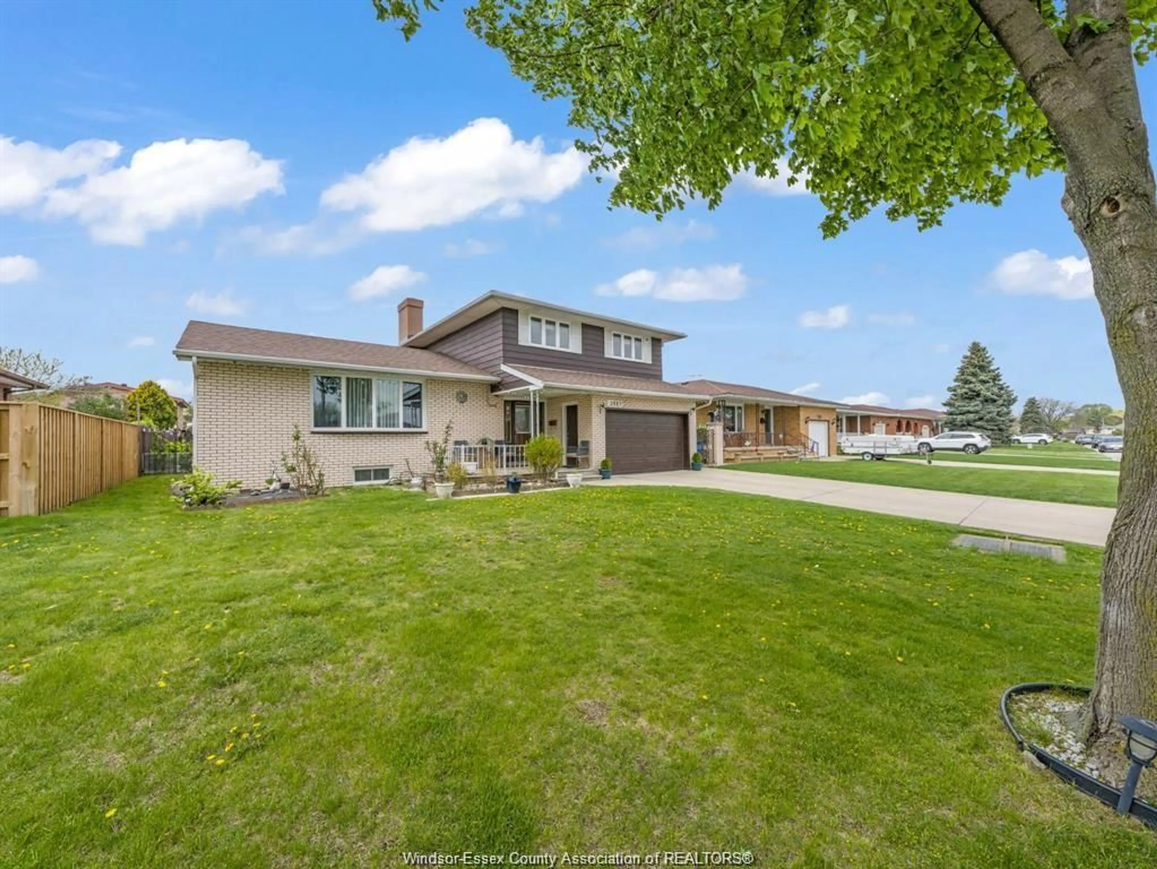 Unknown for 2985 PRINCESS AVENUE, Windsor Ontario N8T 3G2