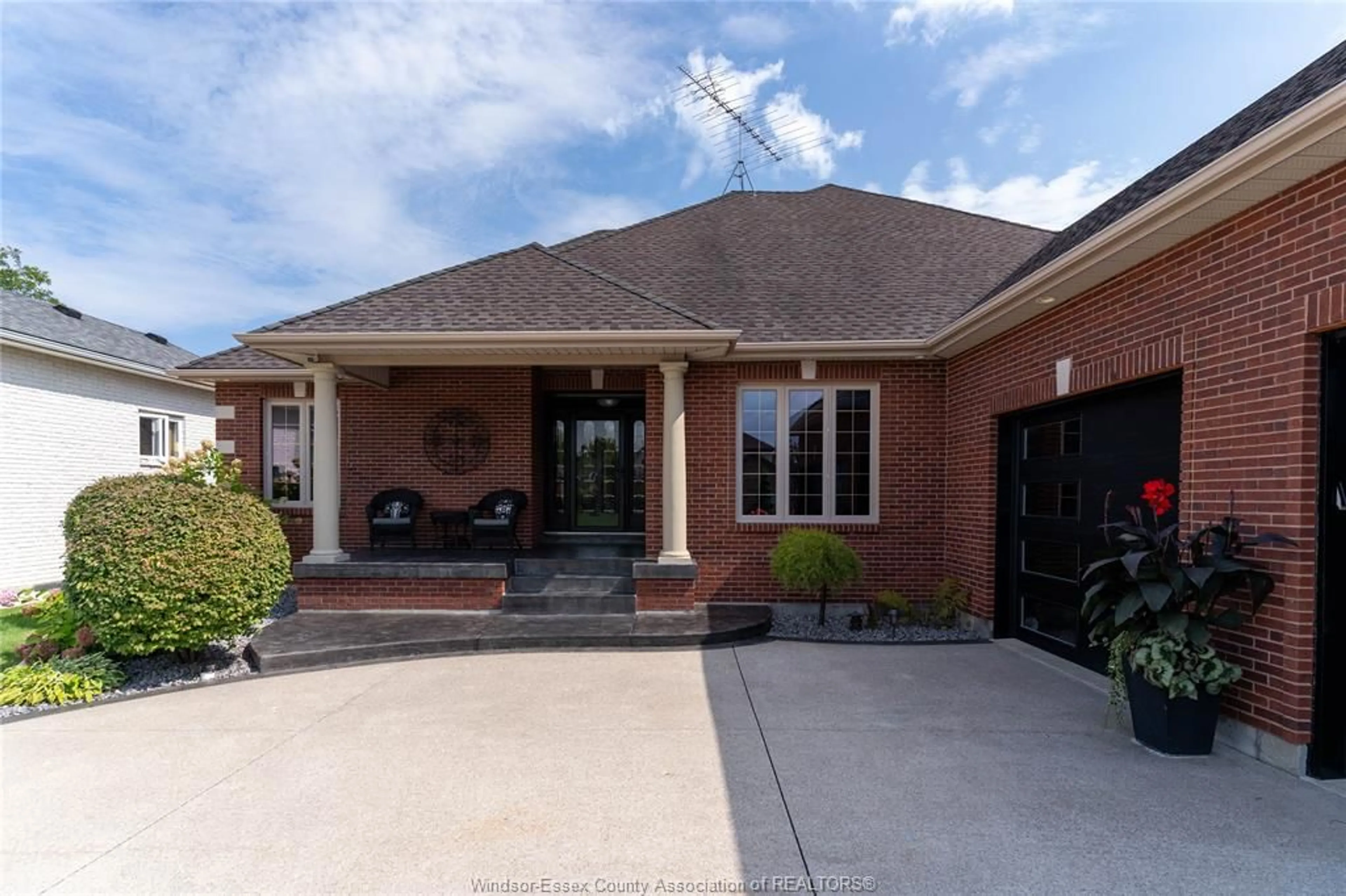 Home with brick exterior material, street for 138 SEYMOUR Cres, Lakeshore Ontario N8N 4X9