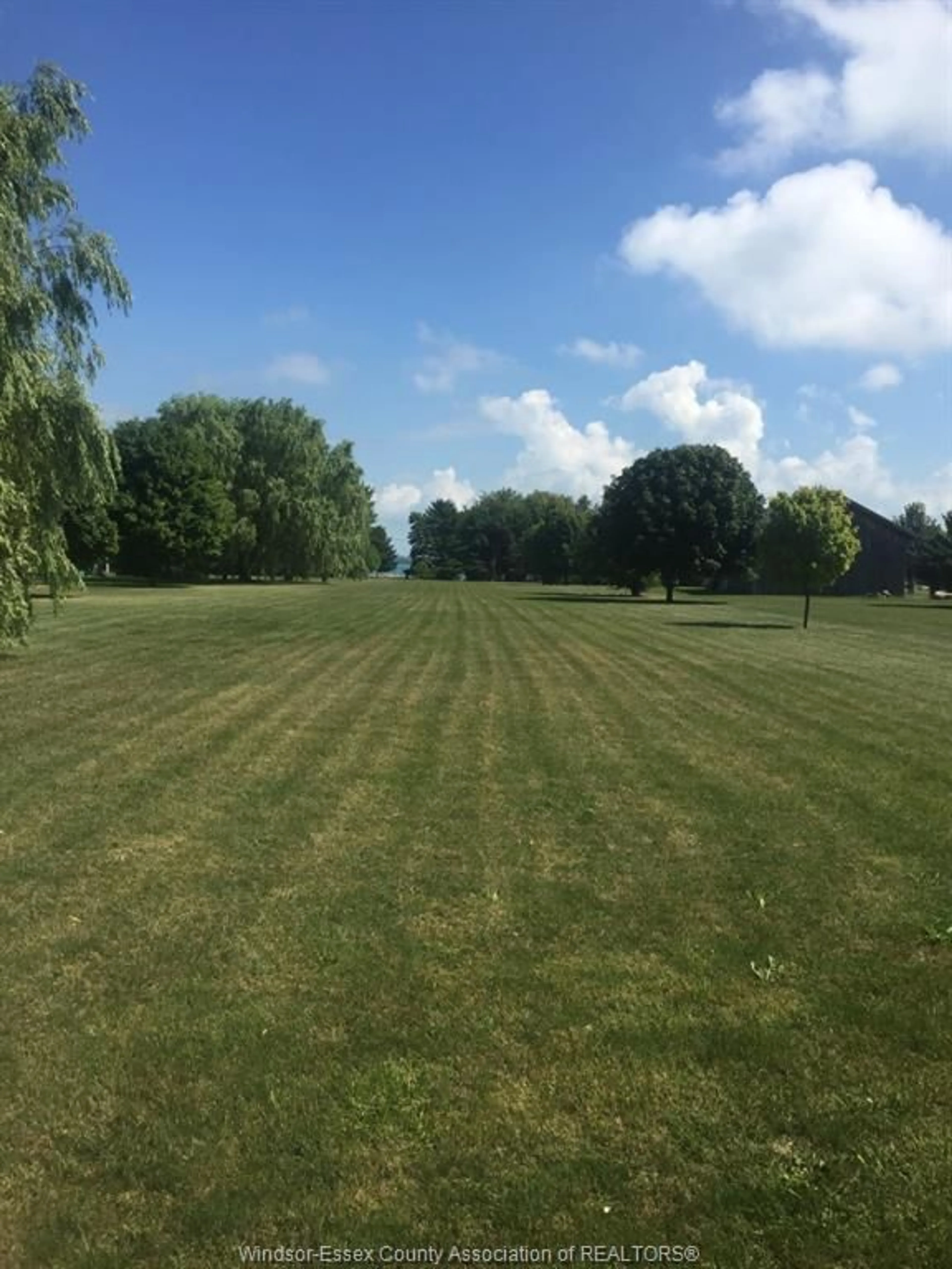 A pic from outside/outdoor area/front of a property/back of a property/a pic from drone, unknown for 137 SHERIDAN POINT Rd, Pelee Island Ontario N0R 1M0