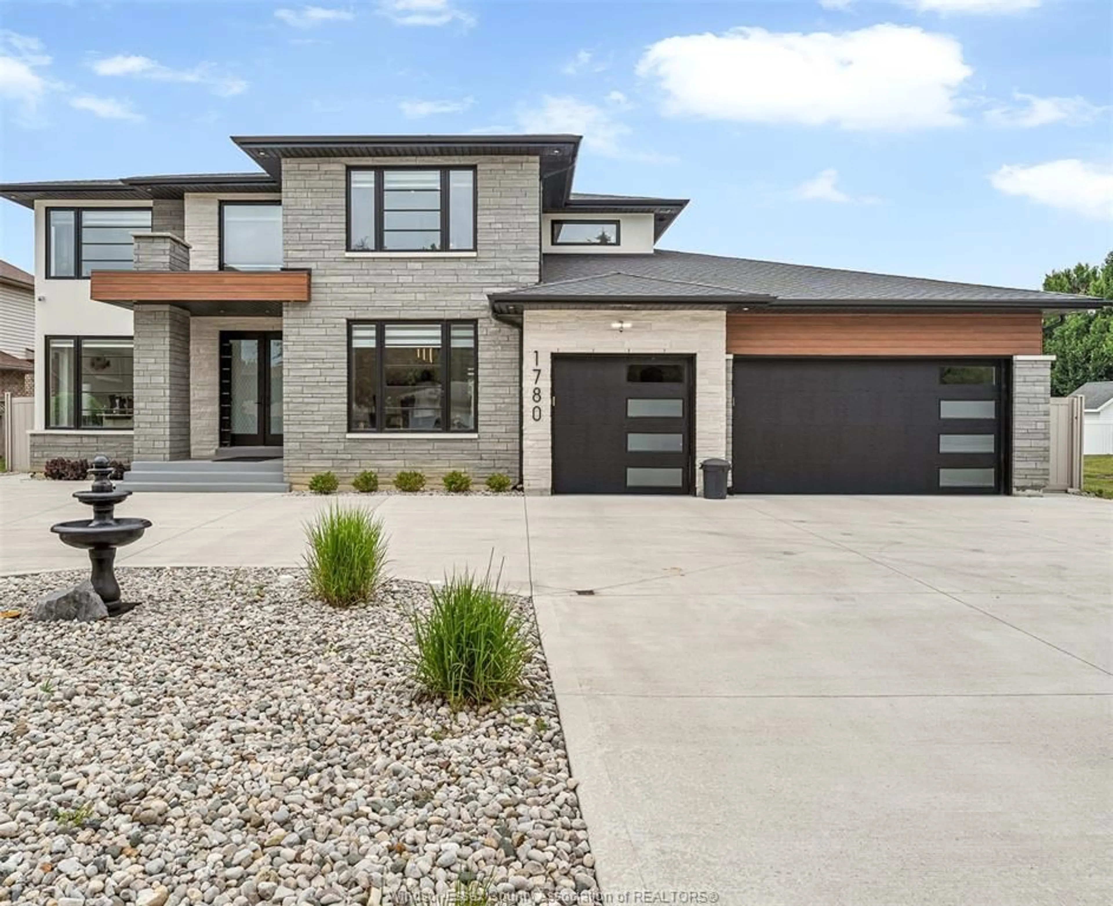 Home with brick exterior material, street for 1780 STANTON Ave, LaSalle Ontario N9J 3H3