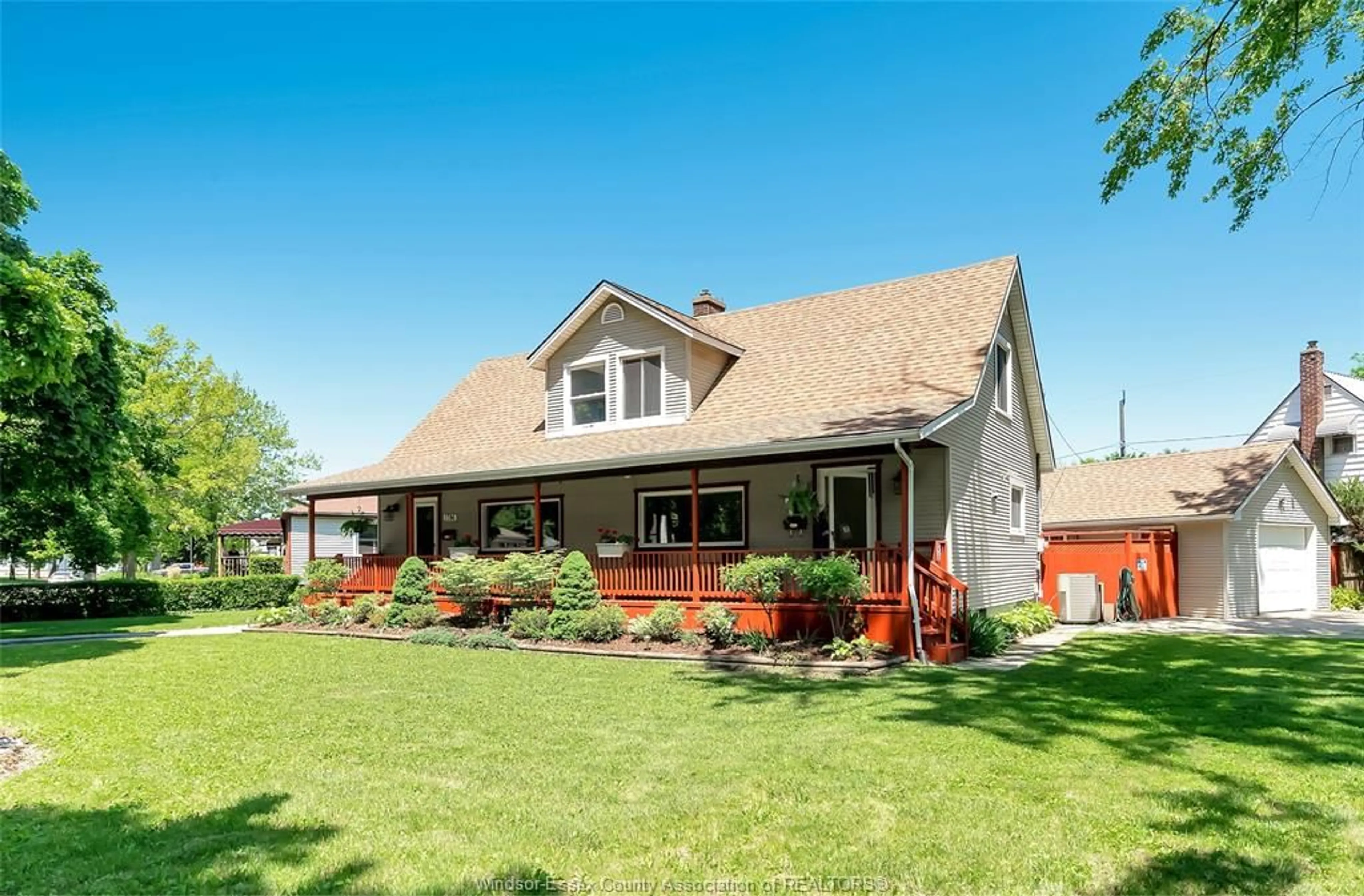 Home with vinyl exterior material, street for 1786-88 Durham Pl, Windsor Ontario N8W 2Z9