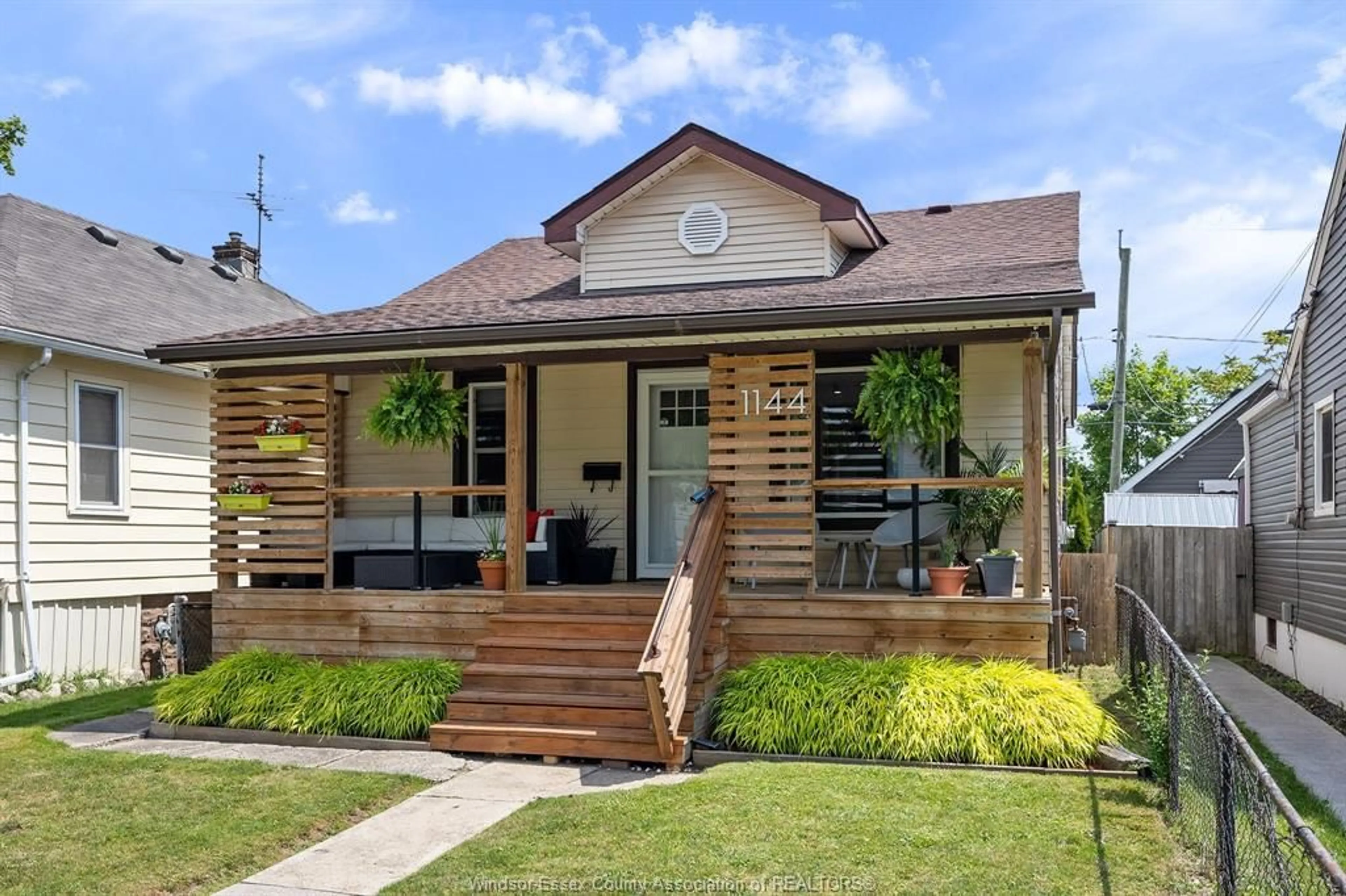 Home with brick exterior material, street for 1144 MCKAY Ave, Windsor Ontario N9B 2A9