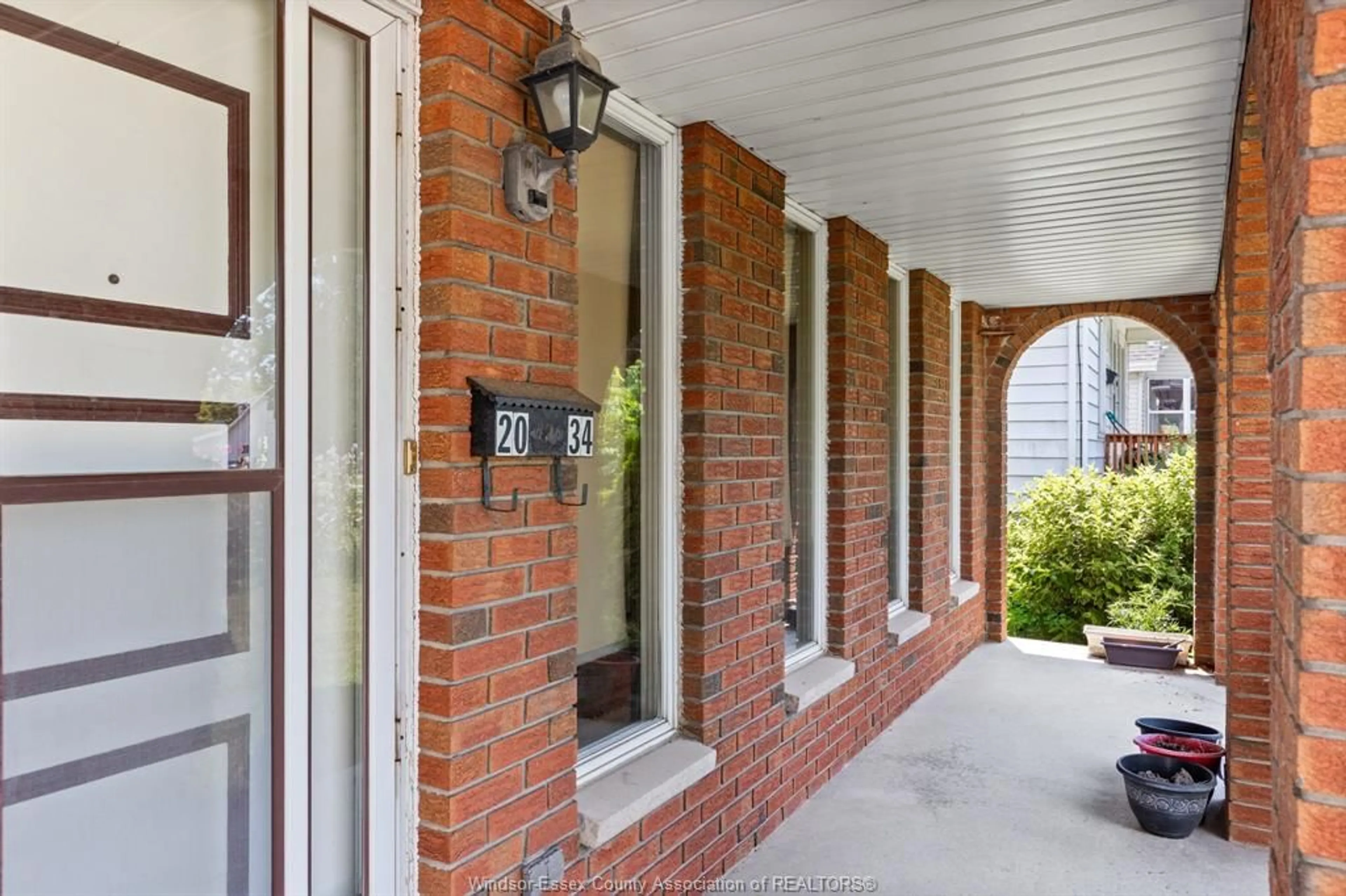 Unknown for 2034 BALFOUR, Windsor Ontario N8T 2S7