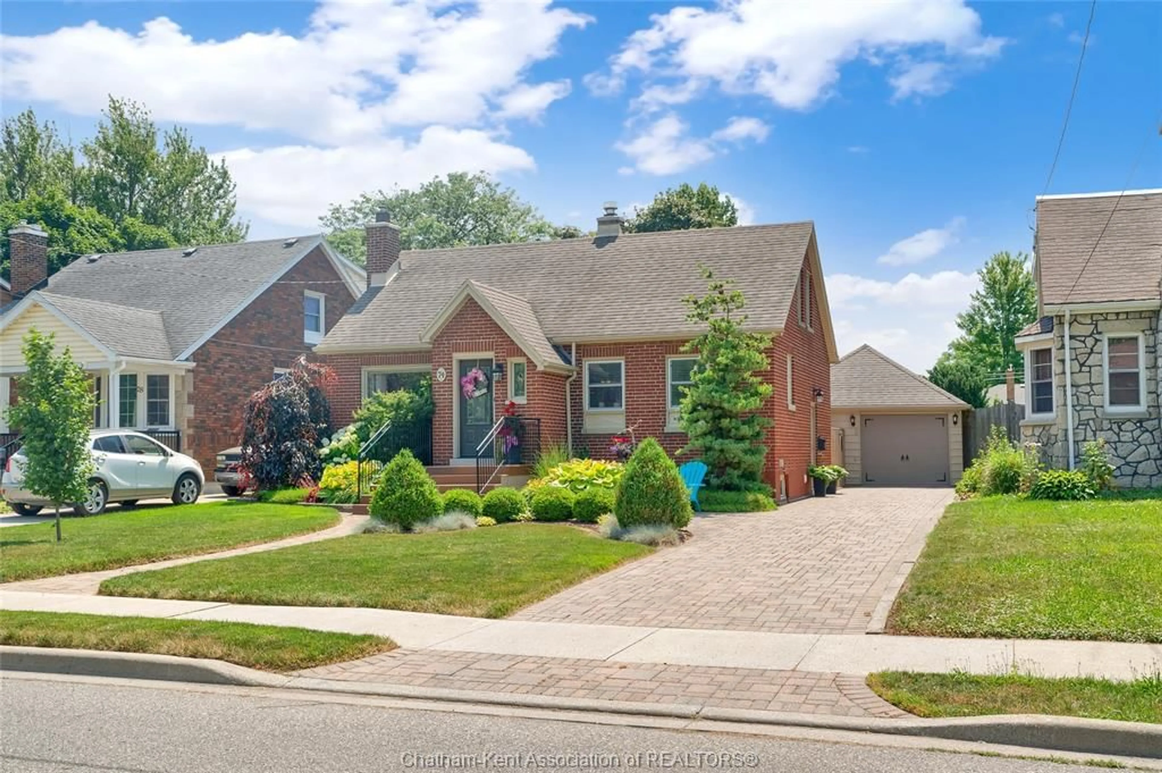 Home with brick exterior material, street for 74 Phyllis Ave, Chatham Ontario N7M 3C3