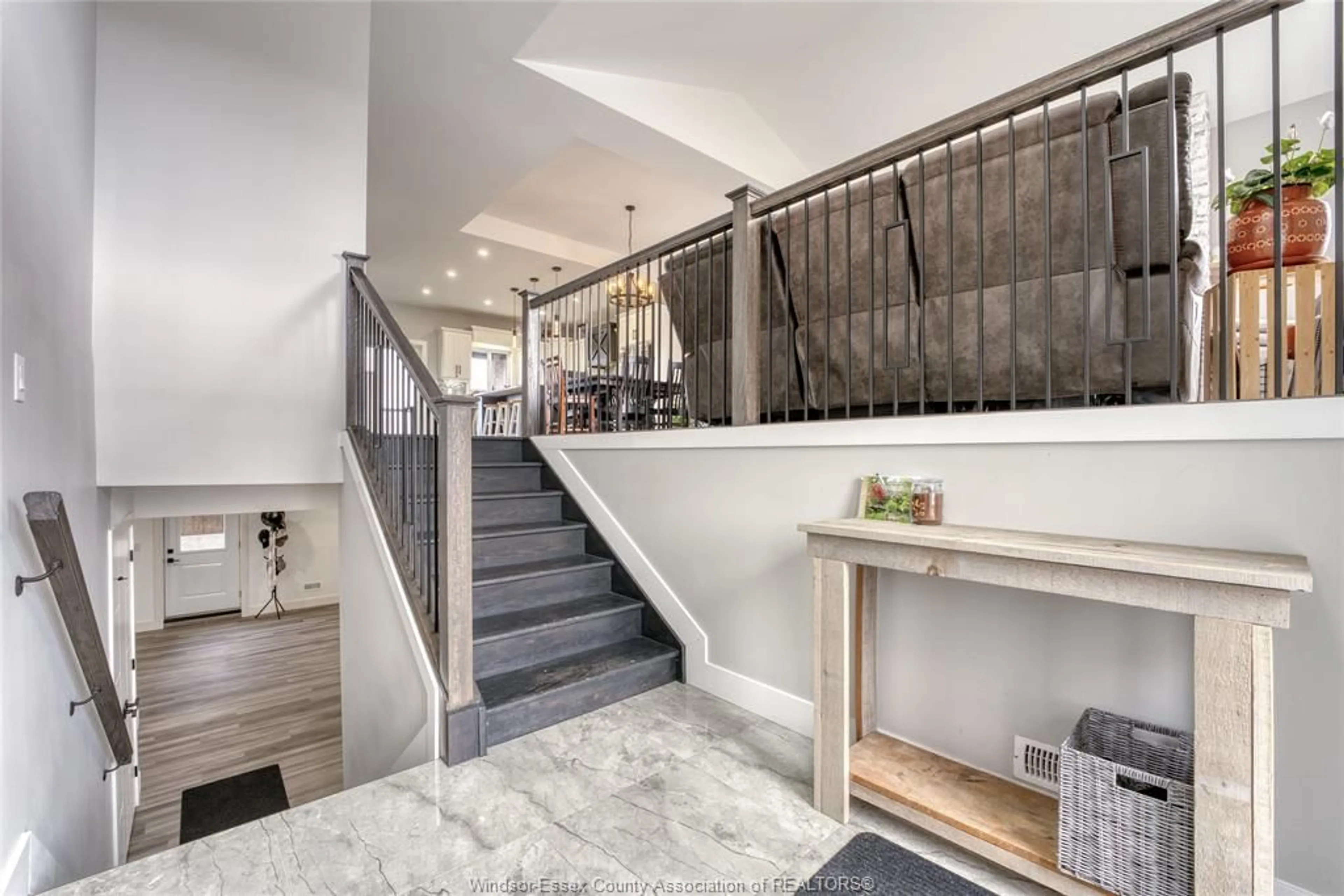 Indoor entryway for 341 Concession Line 1, Wheatley Ontario N0P 2P0