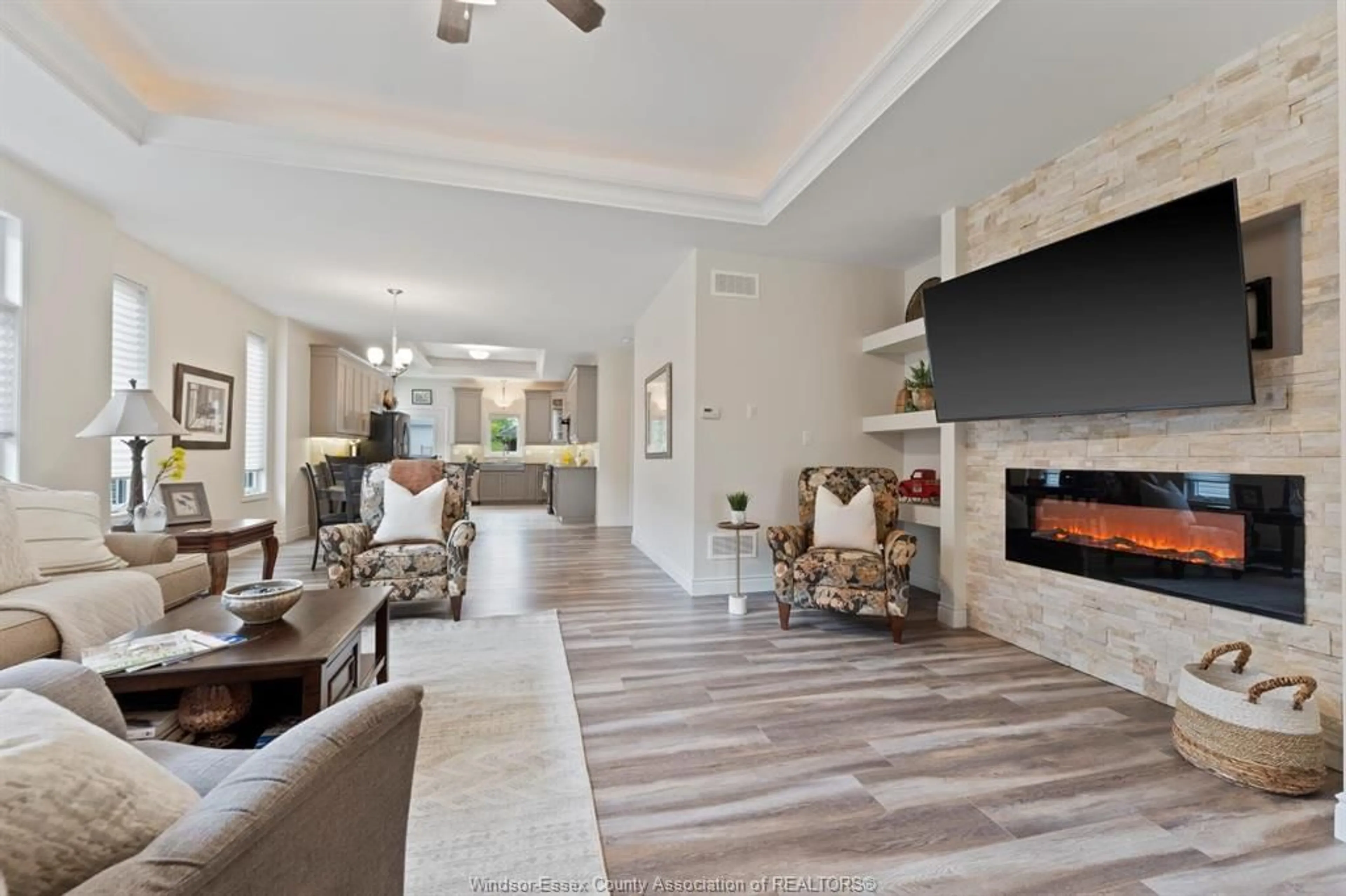 Living room with furniture, ceramic/tile floor for 58 HAZEL CRESCENT, Kingsville Ontario N9Y 0B1