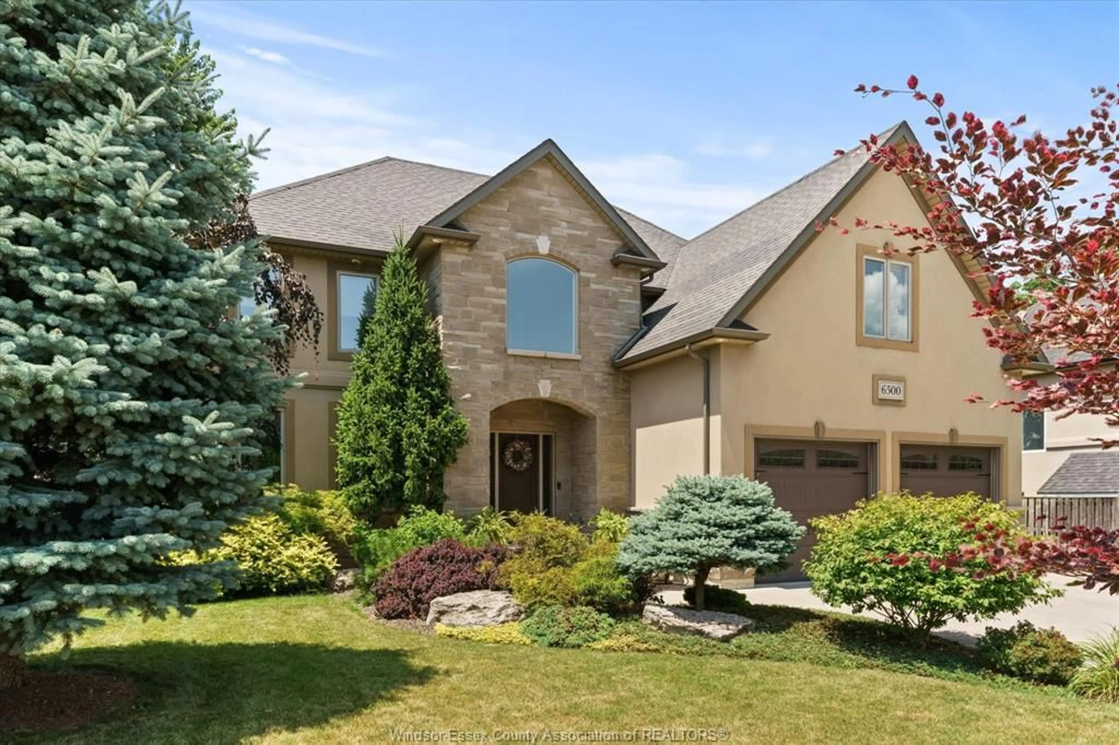Home with brick exterior material, street for 6500 OAKRIDGE, LaSalle Ontario N9J 3P9