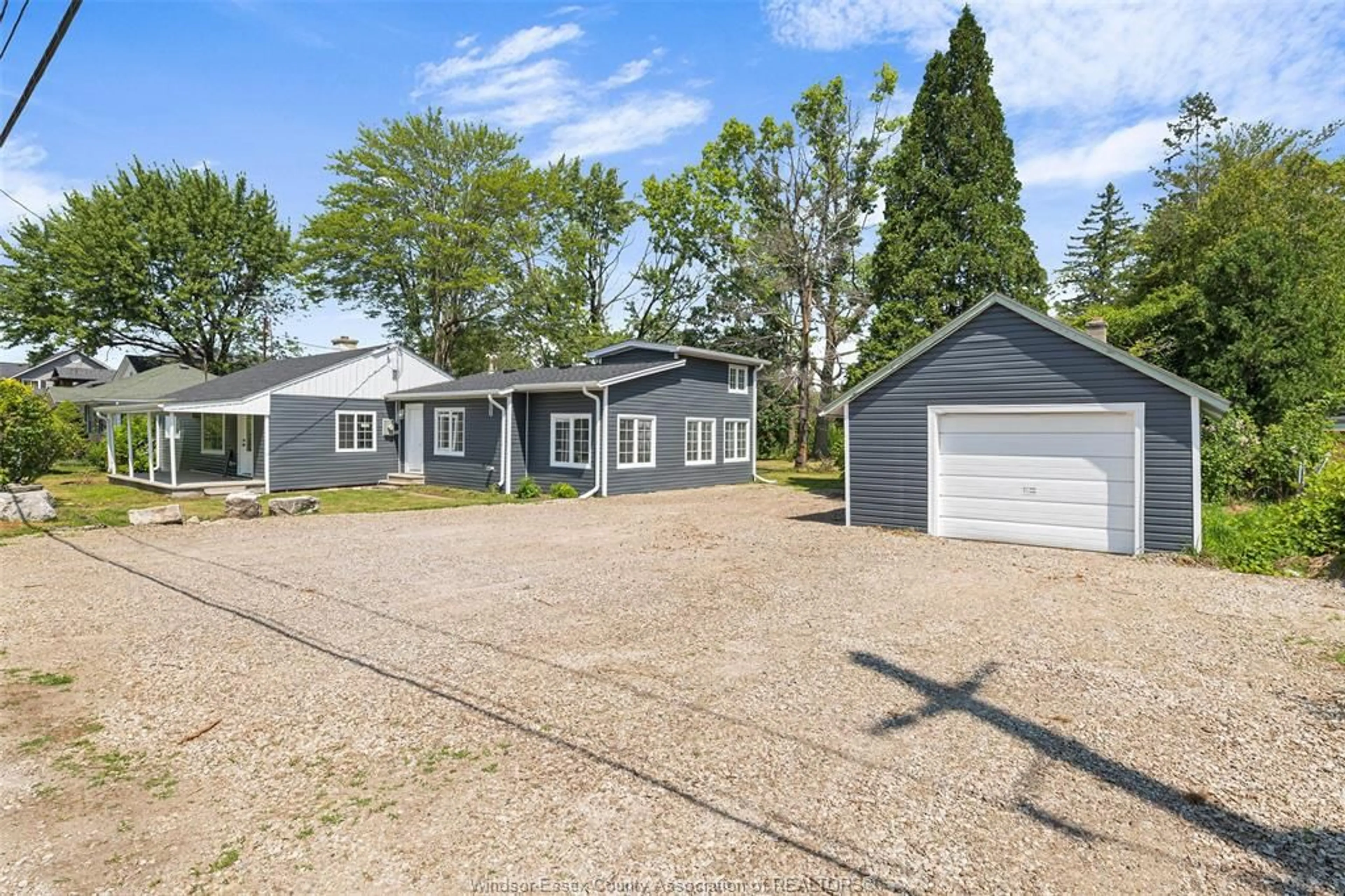 A pic from outside/outdoor area/front of a property/back of a property/a pic from drone, street for 51 SENATOR, LaSalle Ontario N9J 1T6
