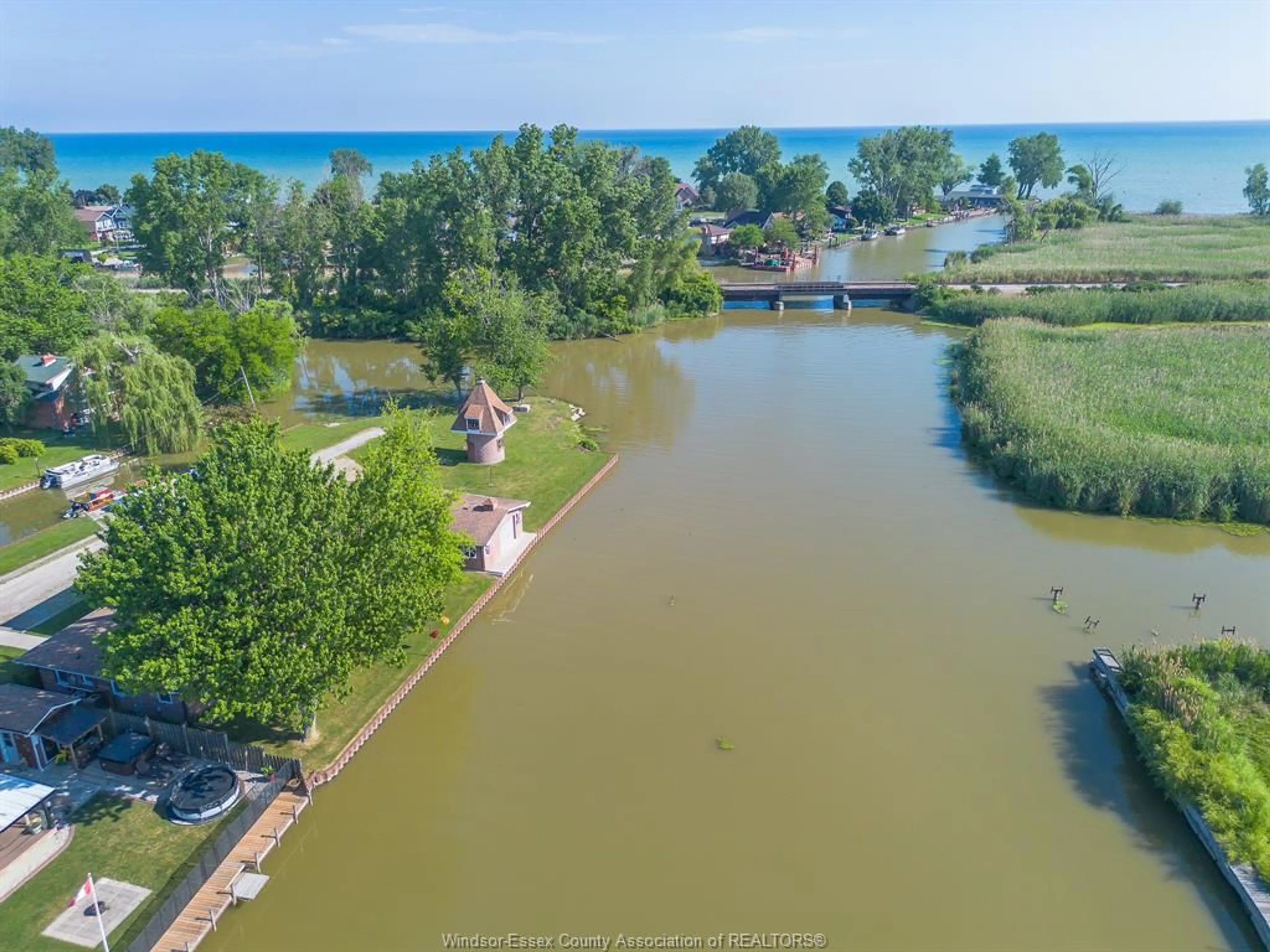 A pic from outside/outdoor area/front of a property/back of a property/a pic from drone, water/lake/river/ocean view for 194 RIVERSIDE Rd, Lakeshore Ontario N0R 1A0