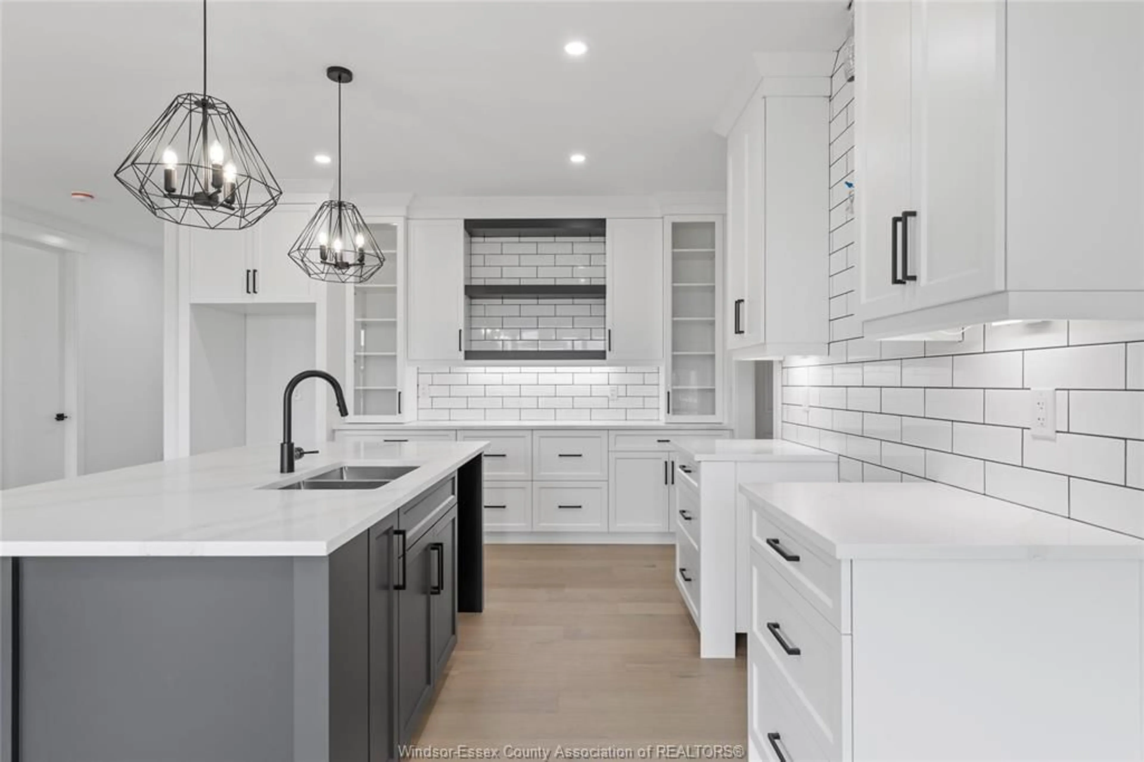 Contemporary kitchen, ceramic/tile floor for 244 DELORES, Essex Ontario N8M 3E9