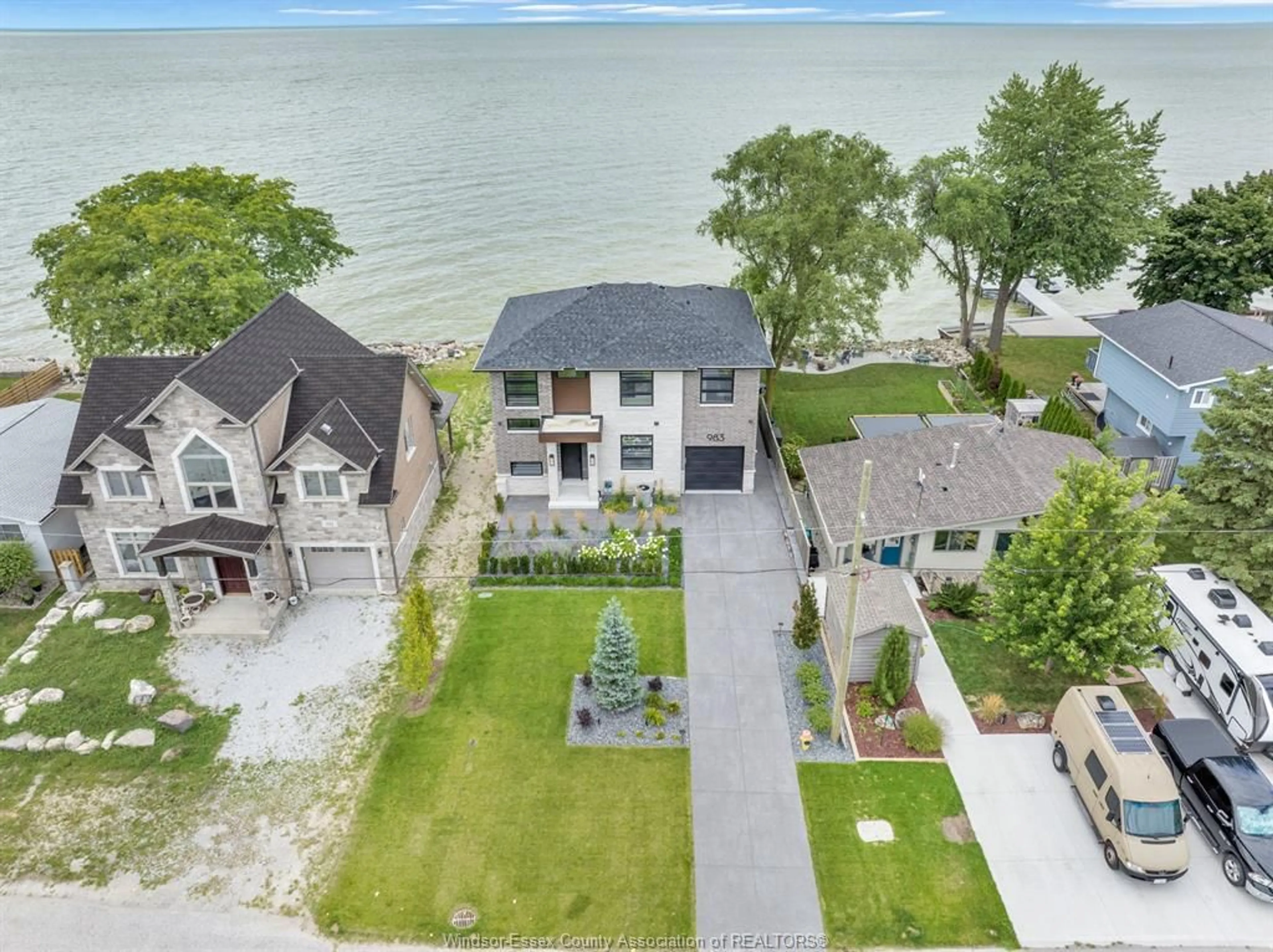 A pic from outside/outdoor area/front of a property/back of a property/a pic from drone, water/lake/river/ocean view for 983 LAKESHORE PARK Rd, Lakeshore Ontario N0R 1A0