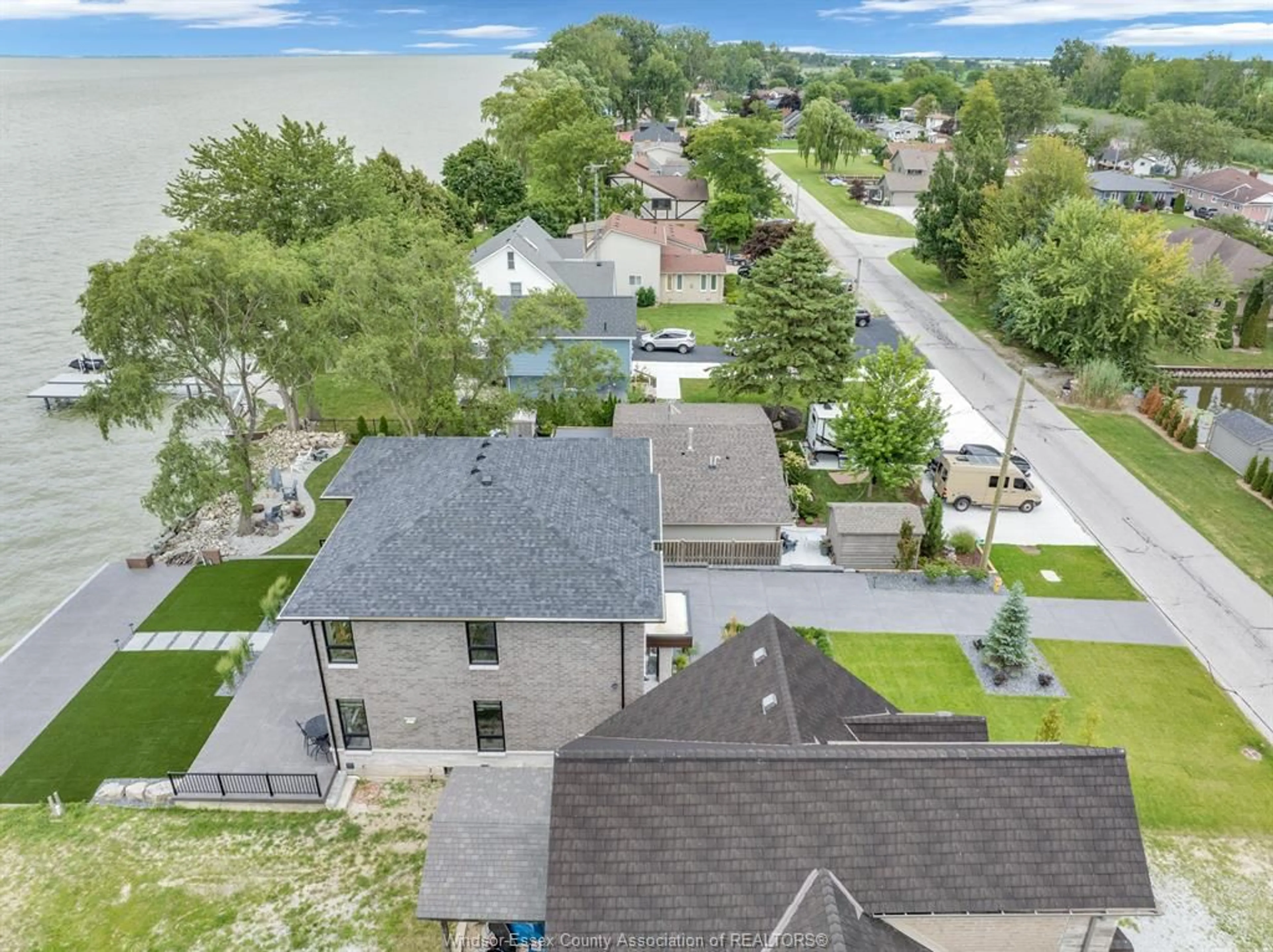A pic from outside/outdoor area/front of a property/back of a property/a pic from drone, water/lake/river/ocean view for 983 LAKESHORE PARK Rd, Lakeshore Ontario N0R 1A0