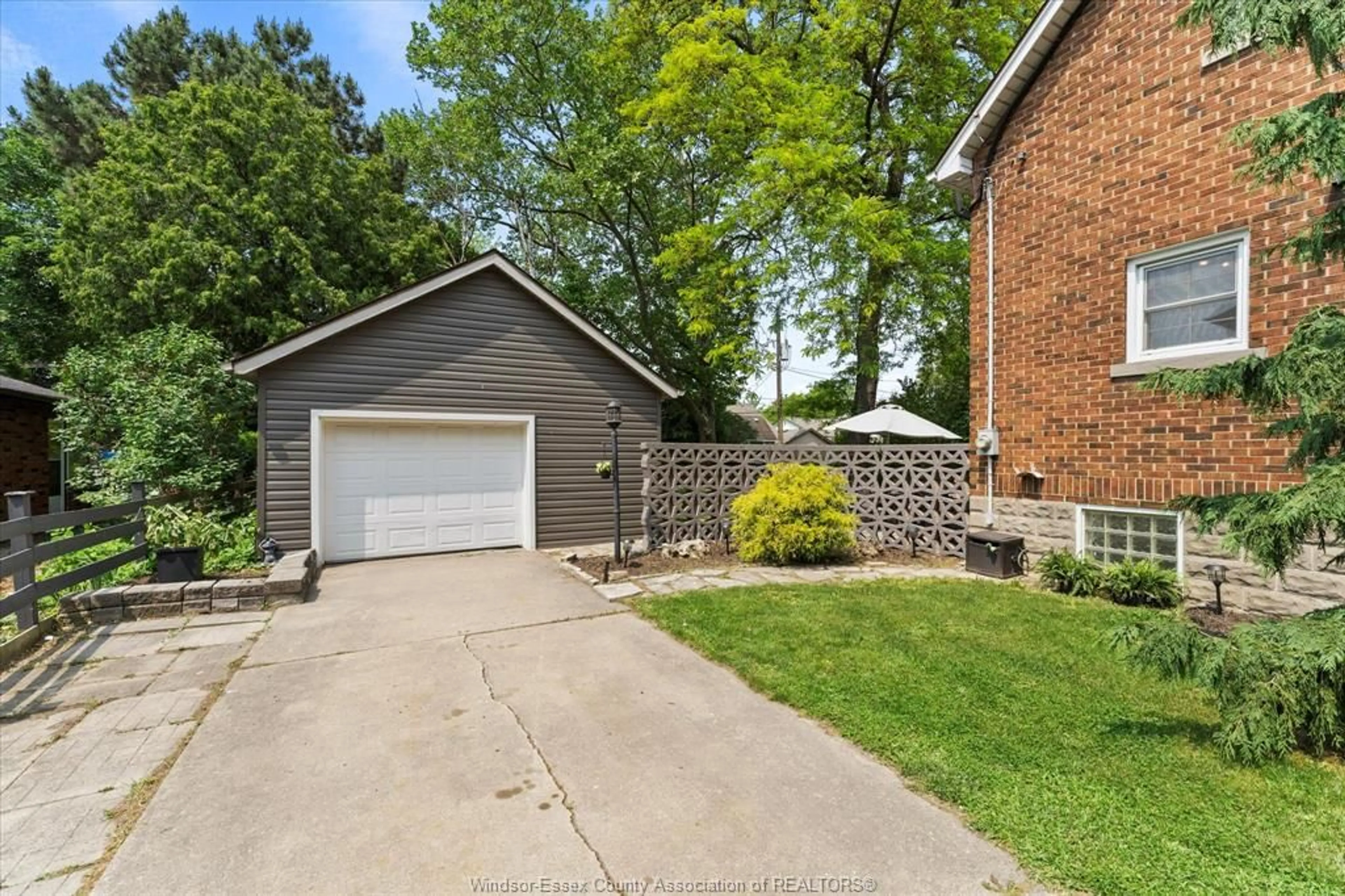 Home with brick exterior material, street for 2163 GLADSTONE Ave, Windsor Ontario N8W 2N6