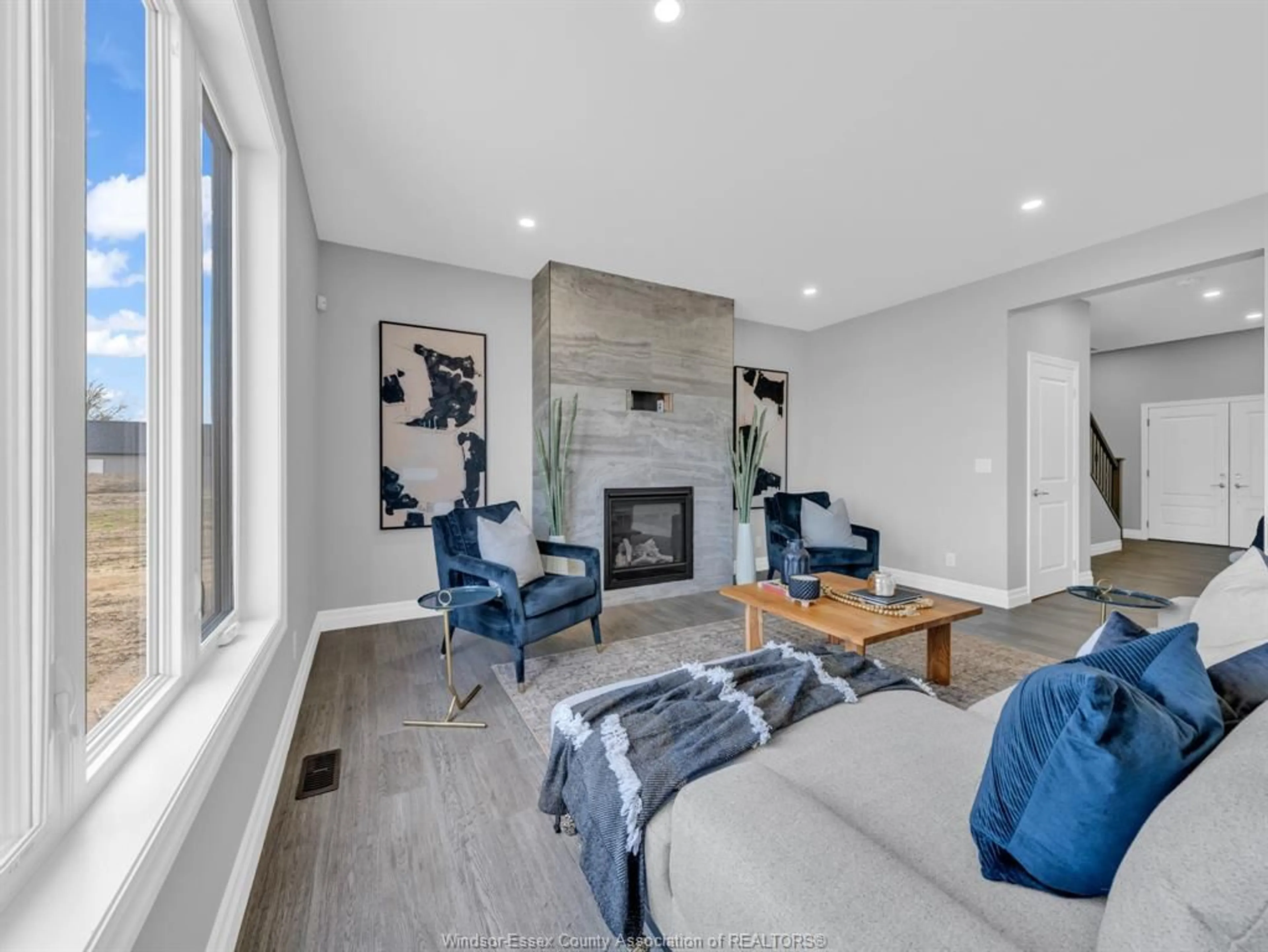 Living room with furniture, unknown for 80 BELLEVIEW, Kingsville Ontario N8N 3S6