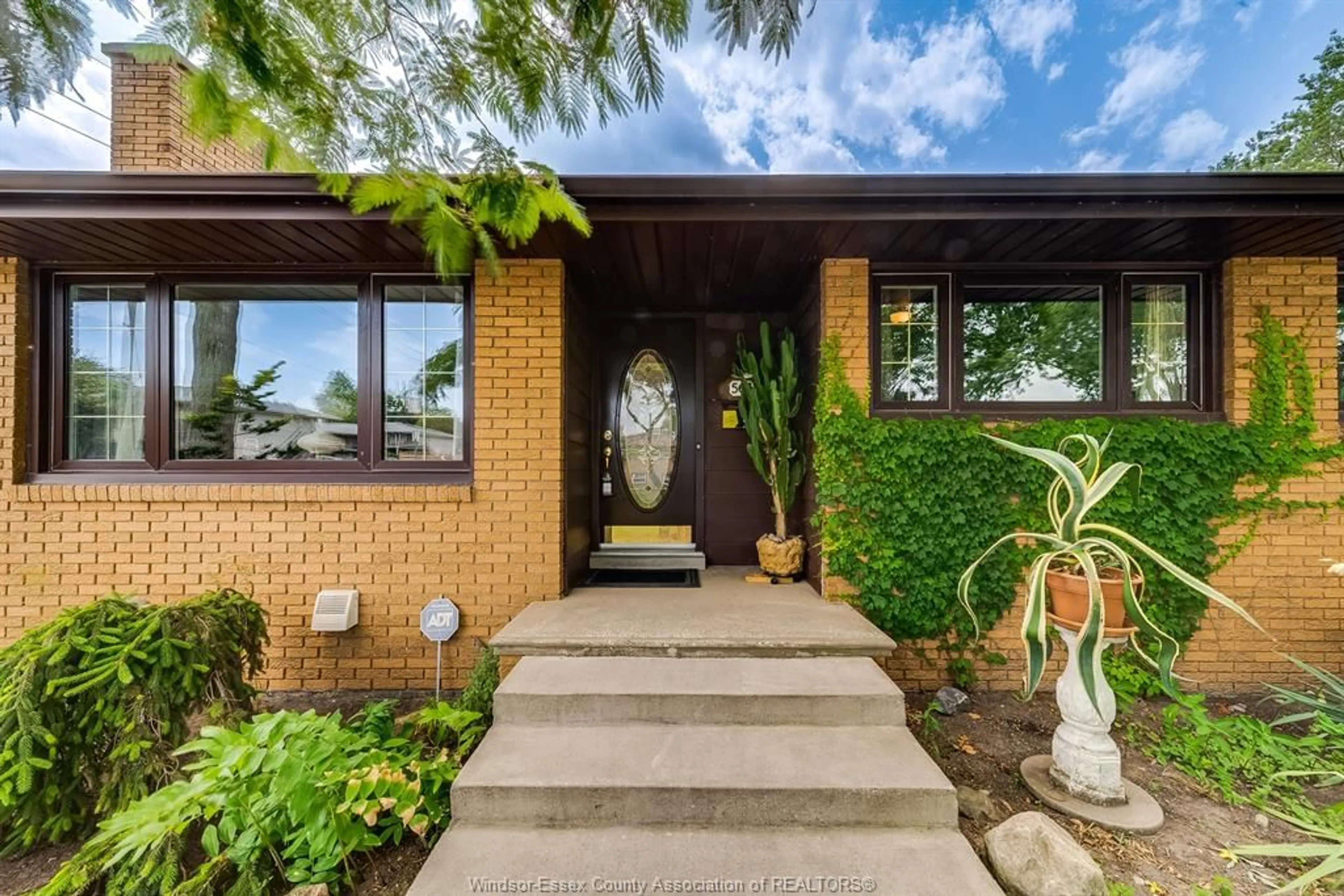 Home with brick exterior material, street for 567 RHOLAINE, Windsor Ontario N8S 3Z6