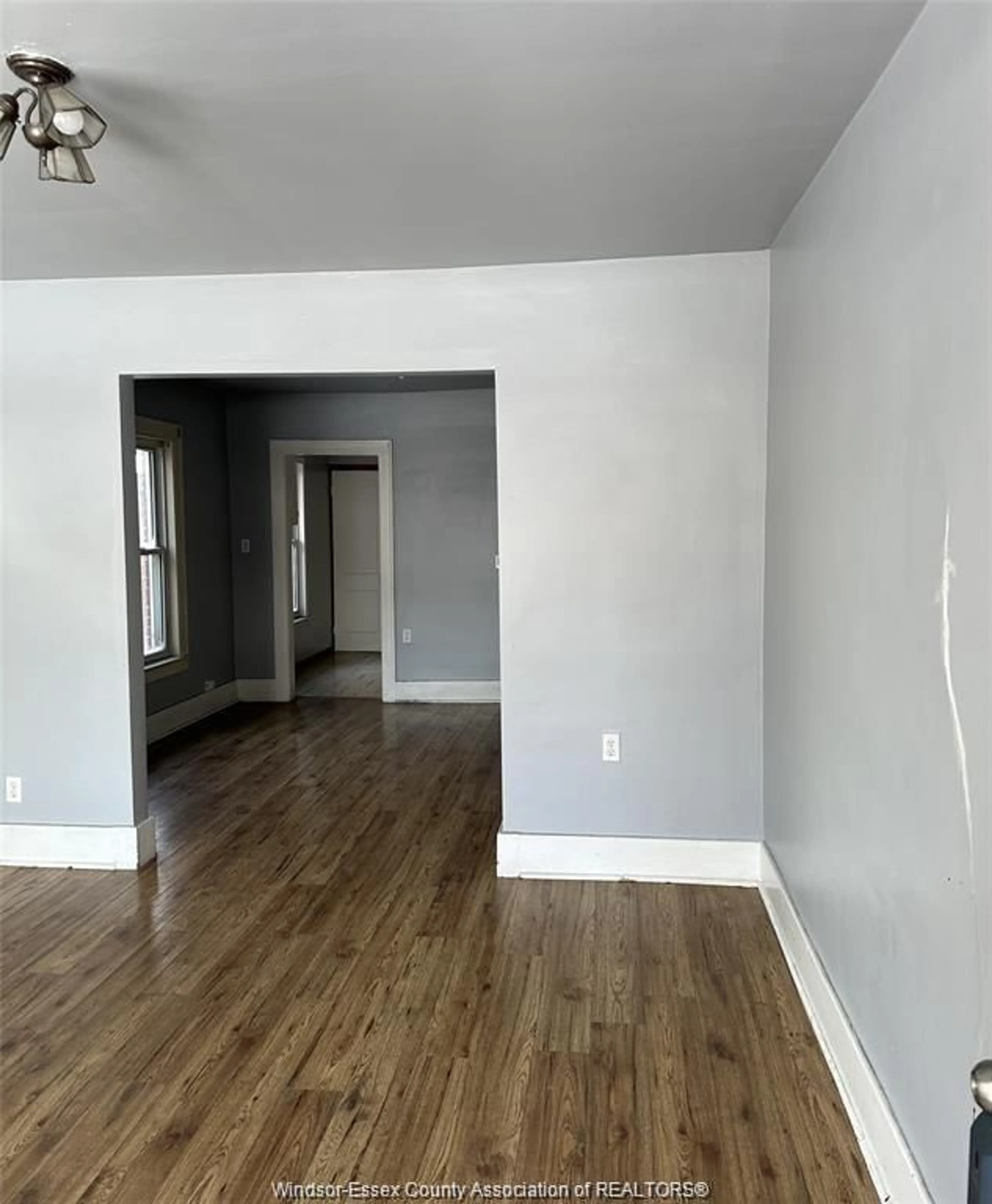 A pic of a room for 940 CAMPBELL AVENUE, Windsor Ontario N9B 2J2