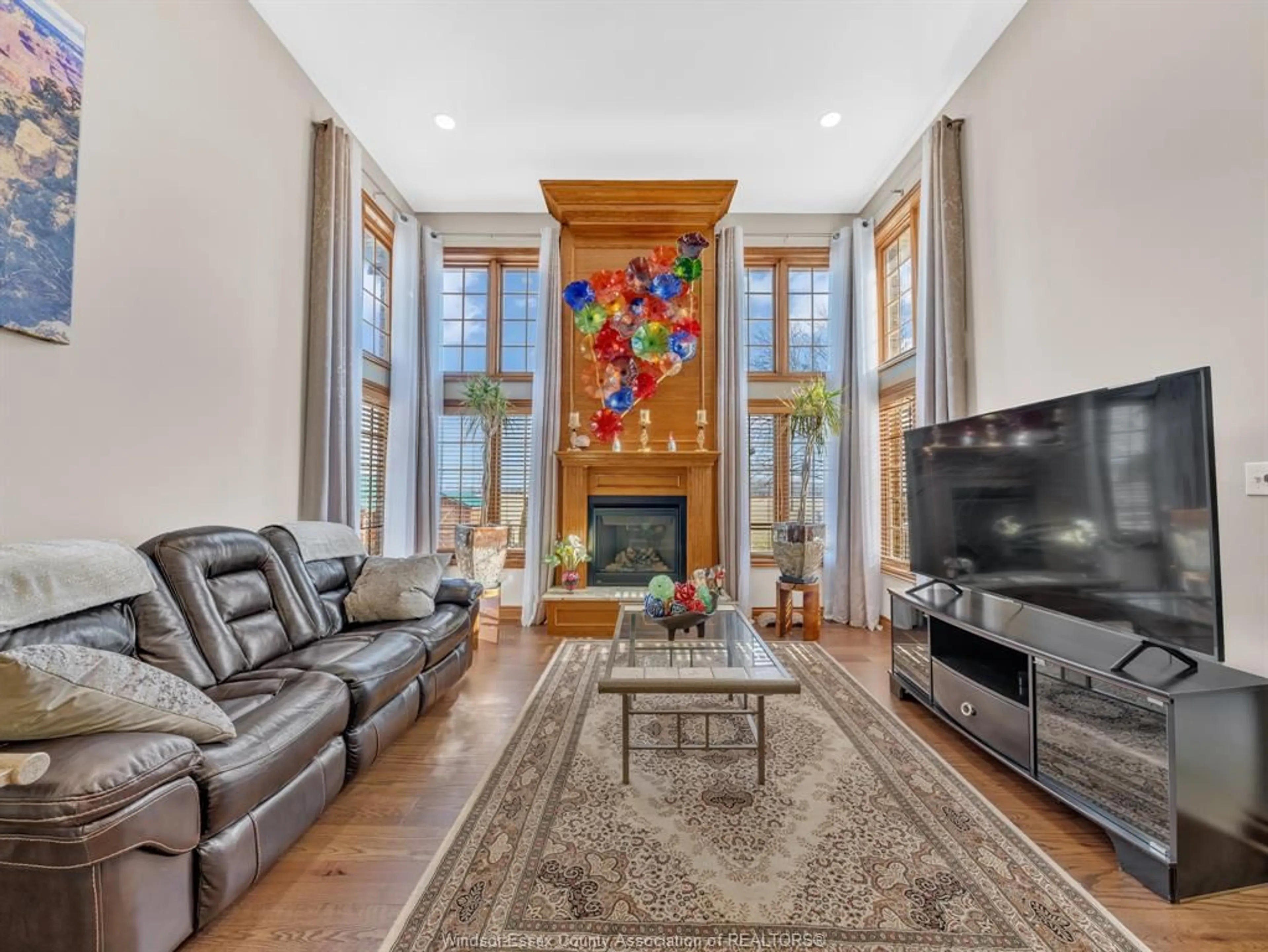 Living room with furniture, unknown for 578 County Rd 34, Essex Ontario N8M 2Y1
