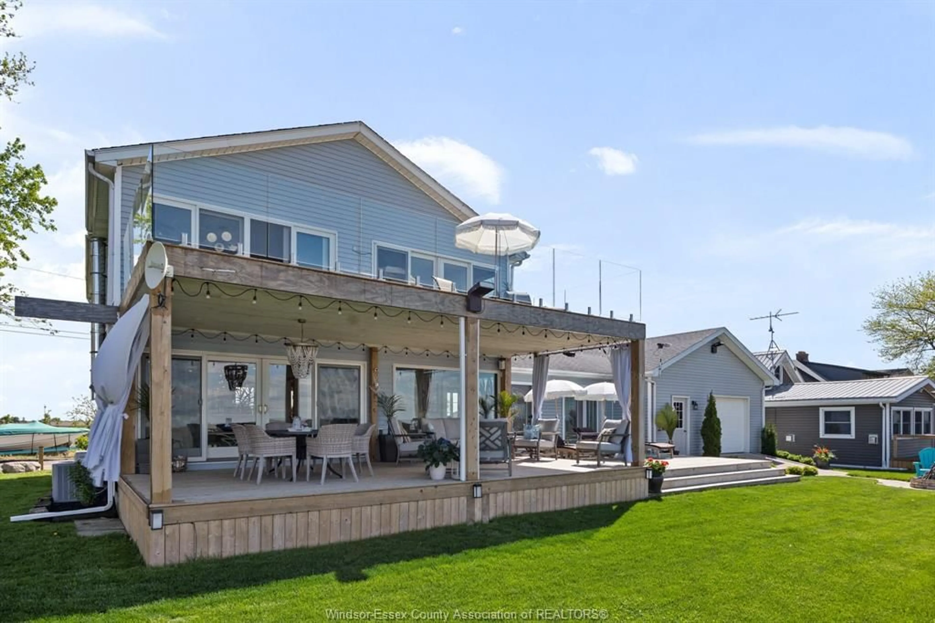 Patio, water/lake/river/ocean view for 13626 CRYSTAL BEACH, Lakeshore Ontario N0P 2L0