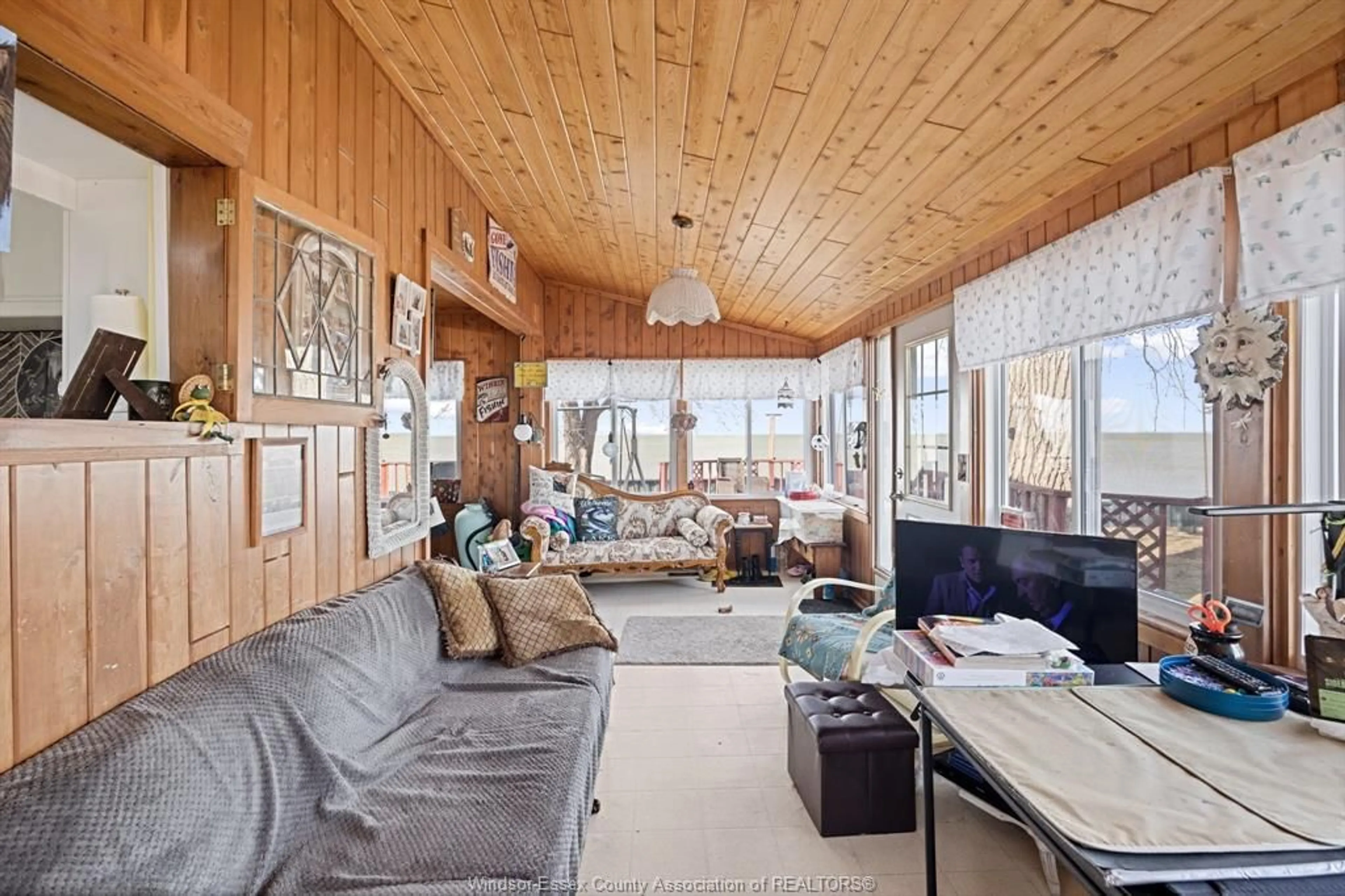Living room with furniture, unknown for 13980 CRYSTAL BEACH Rd, Lakeshore Ontario N0R 1N0