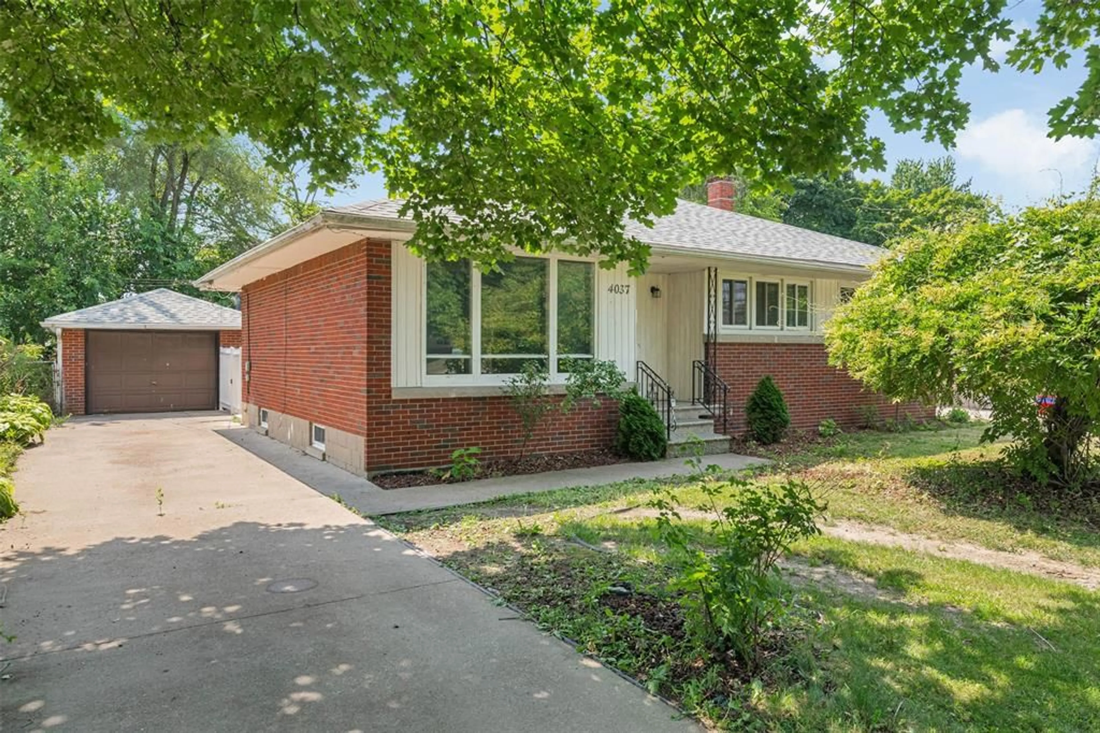 Home with brick exterior material, street for 4037 MOUNT ROYAL Dr, Windsor Ontario N9G 2C1