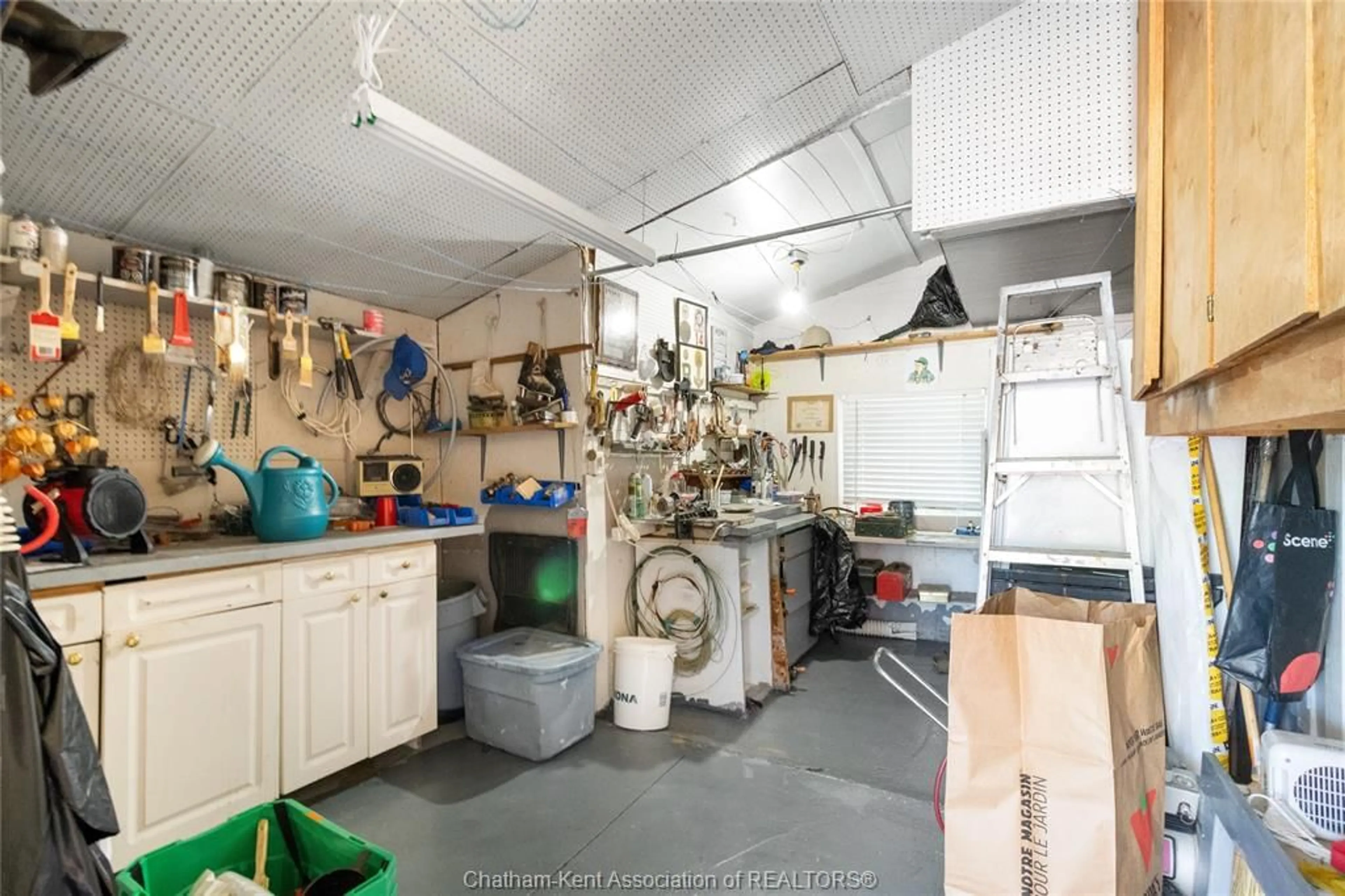 Kitchen with laundary machines, unknown for 22220 Charing Cross Rd #52, Chatham Ontario N7M 5V8