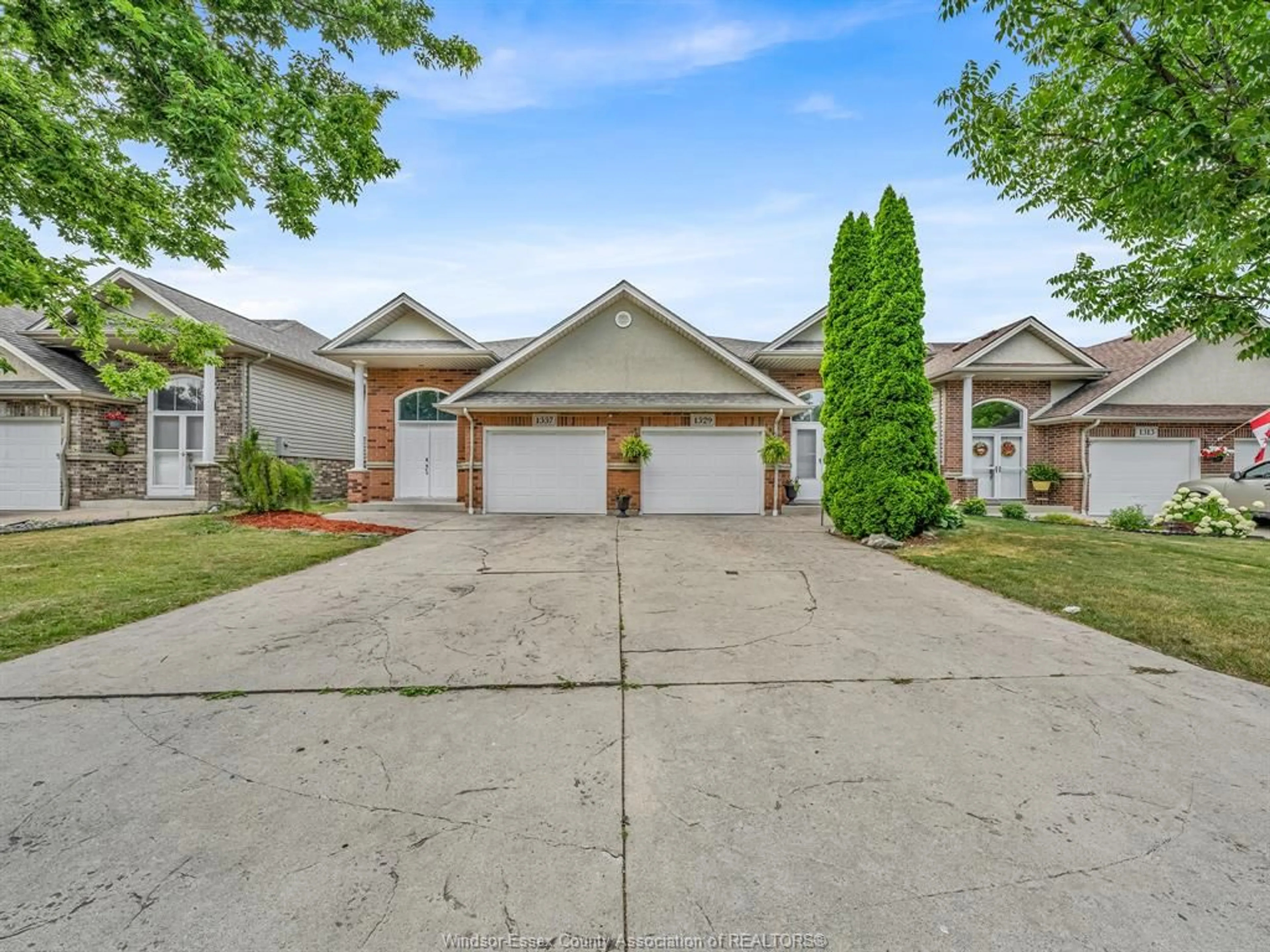 Unknown for 1337 CHATEAU Ave, Windsor Ontario N8P 1M2