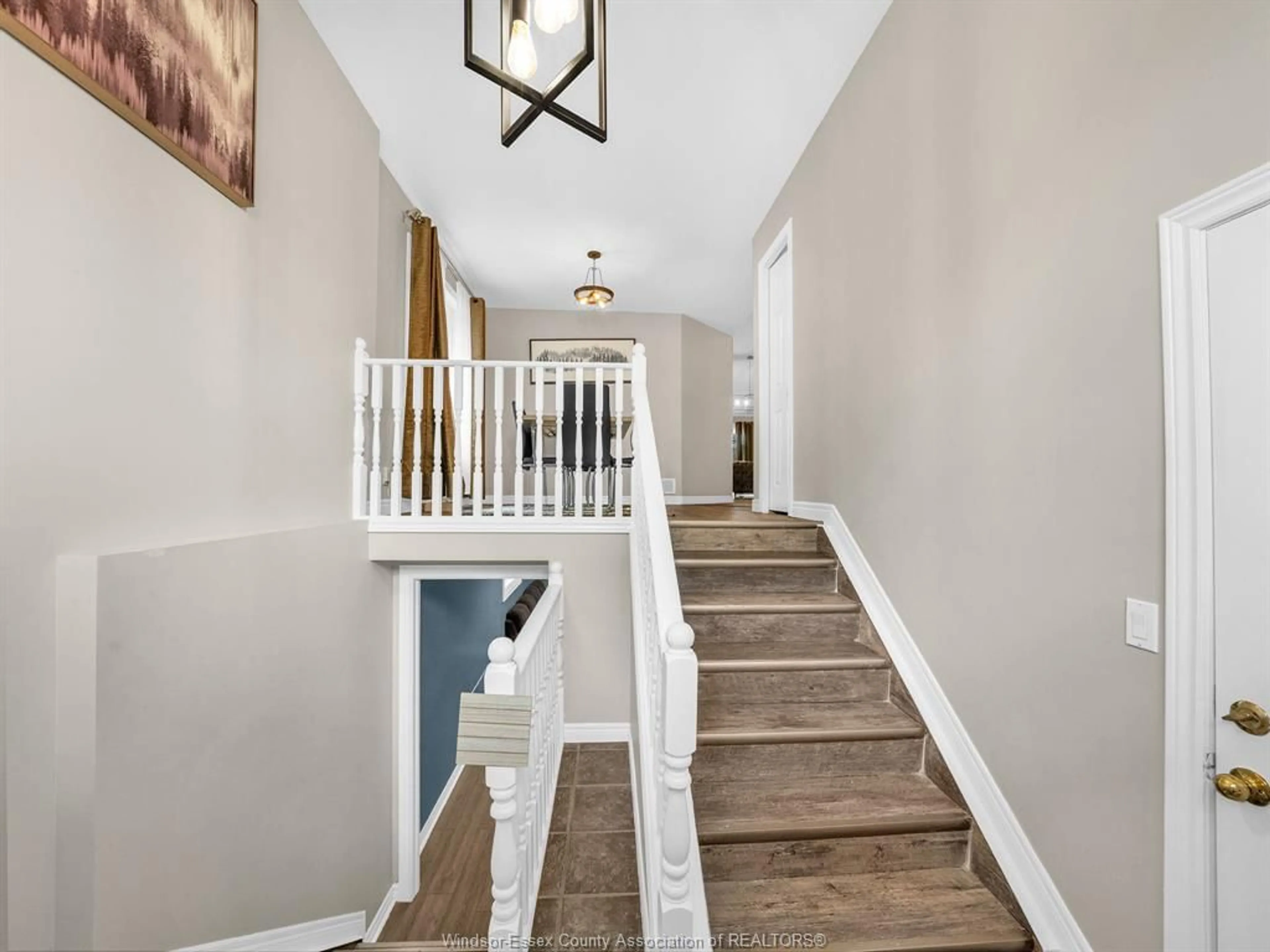 Unknown for 1337 CHATEAU Ave, Windsor Ontario N8P 1M2