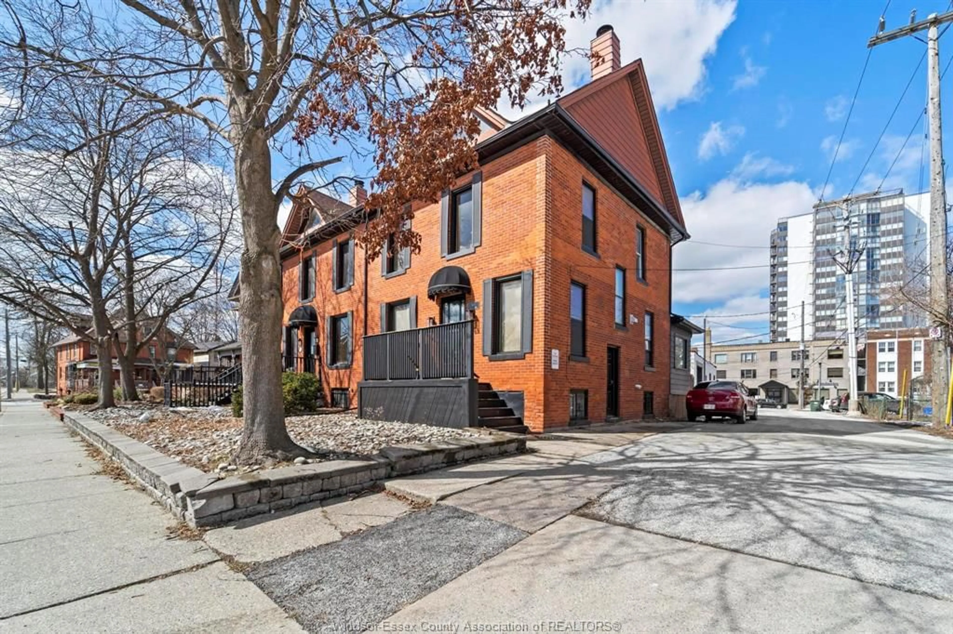 Home with brick exterior material, street for 560 CHATHAM St, Windsor Ontario N9A 5N2