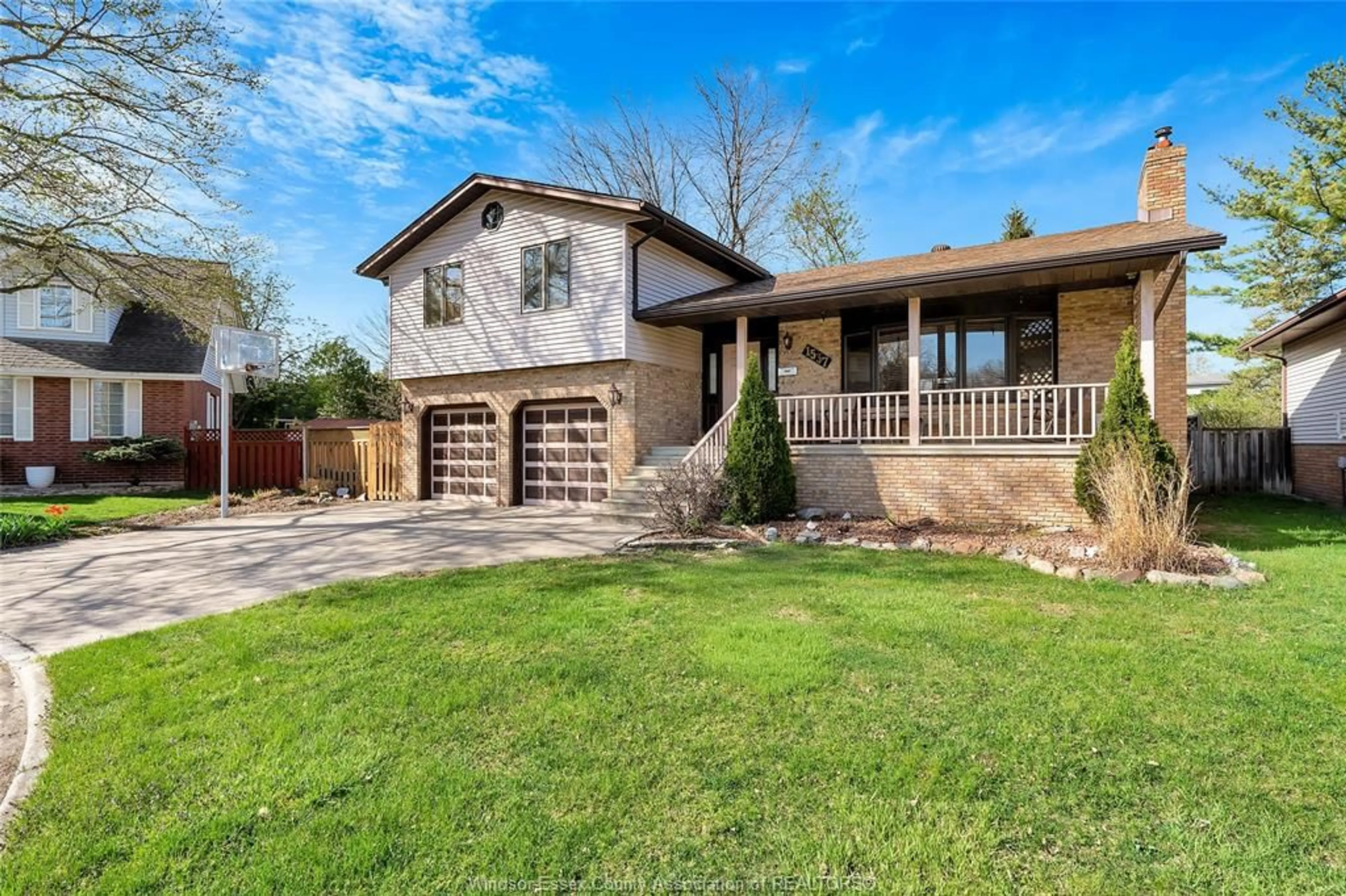 Home with brick exterior material, street for 1537 ROSATI Dr, LaSalle Ontario N9J 2Z7