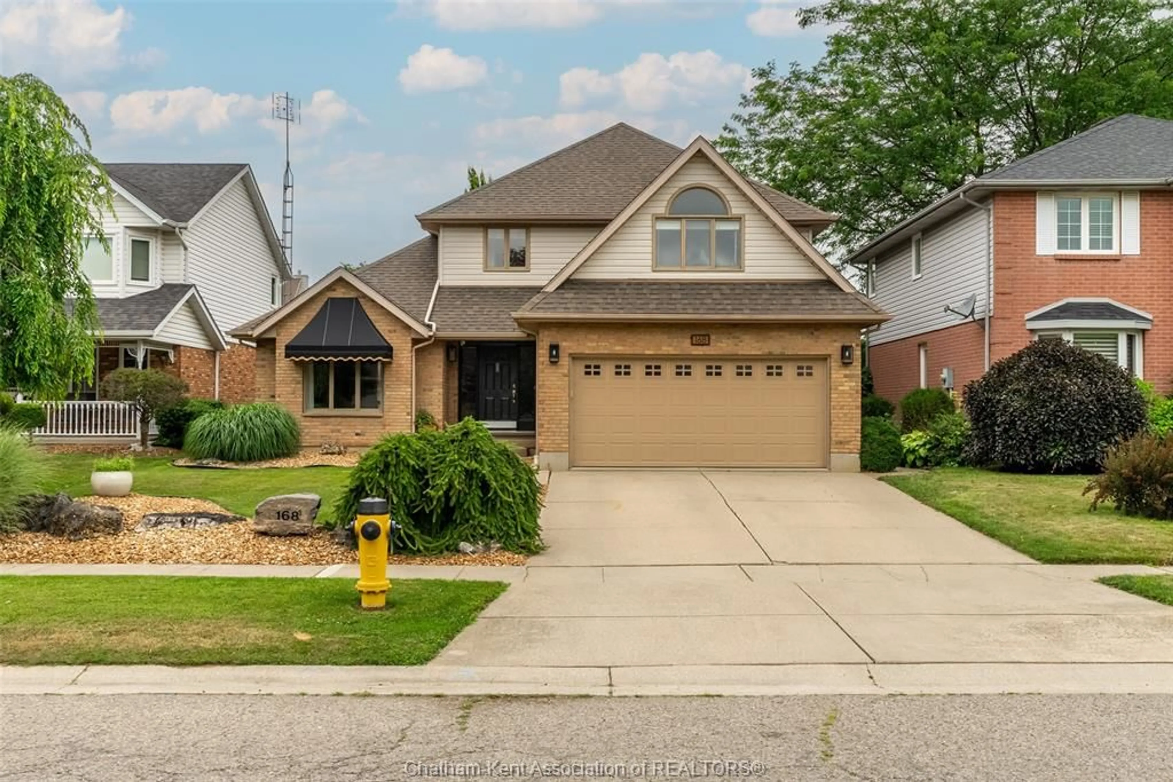 Home with brick exterior material, street for 168 Norway Maple Dr, Chatham Ontario N7L 5E8