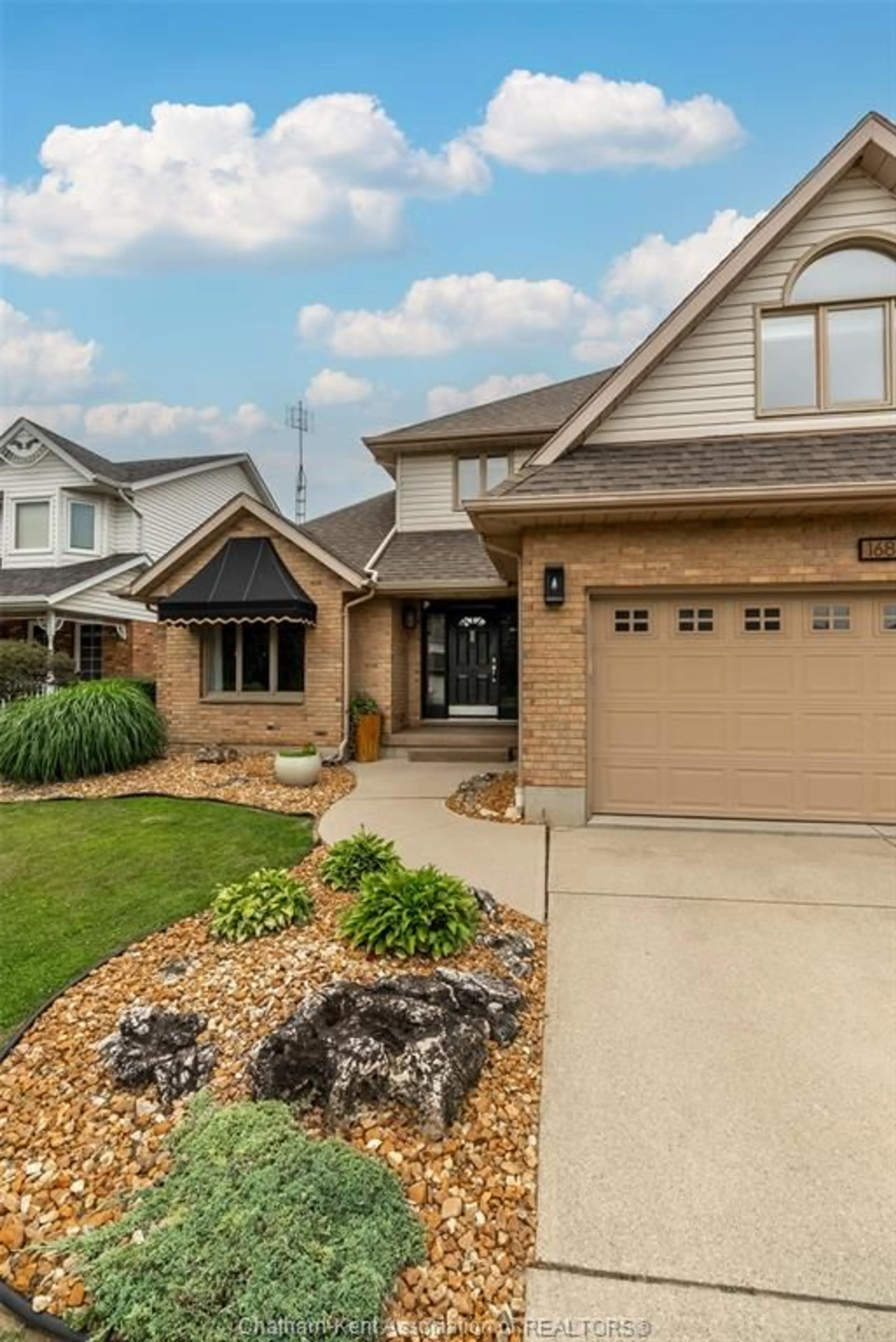 Home with brick exterior material, street for 168 Norway Maple Dr, Chatham Ontario N7L 5E8