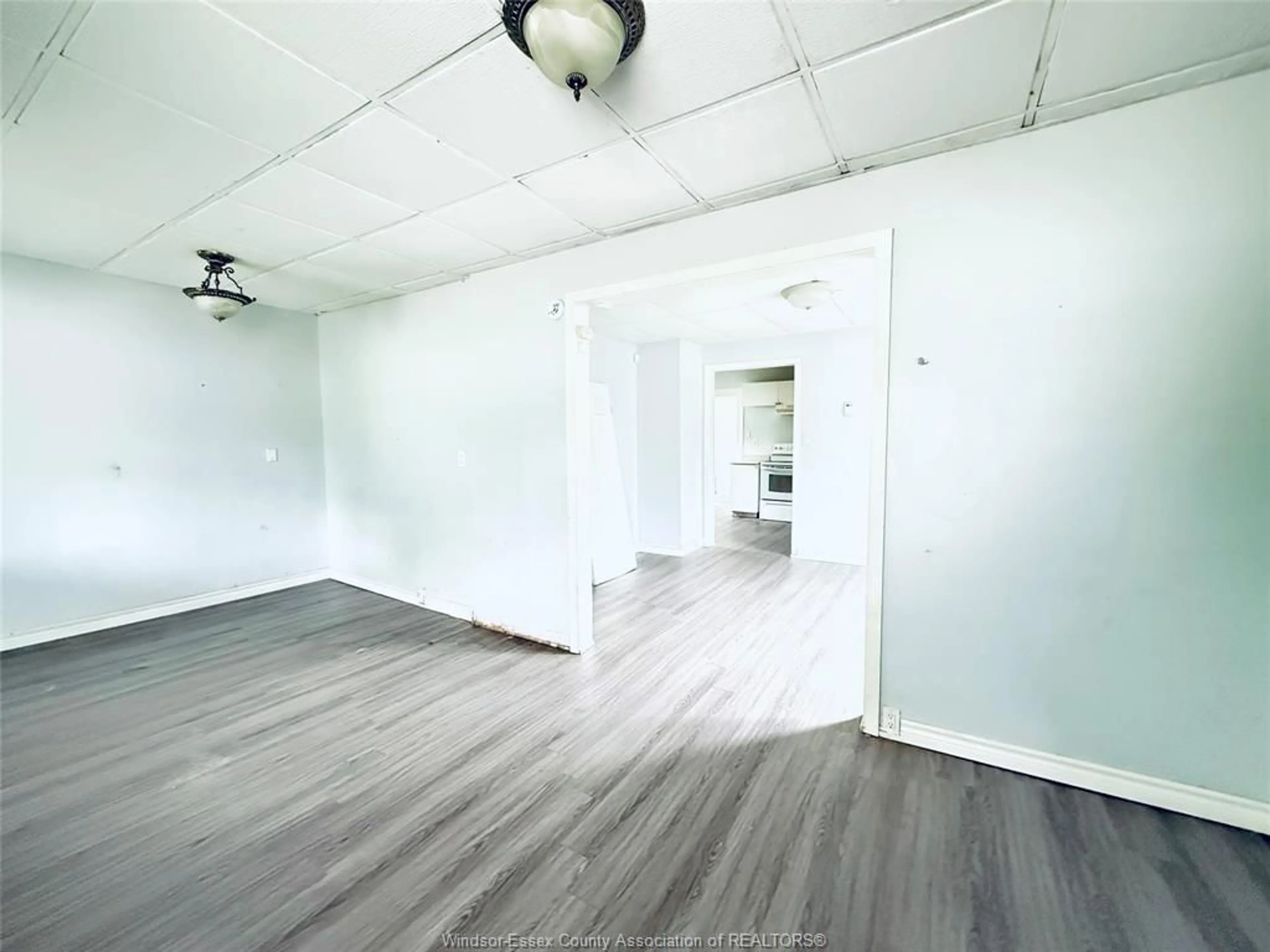 A pic of a room for 88 Lorne Ave, Chatham Ontario N7M 1R9