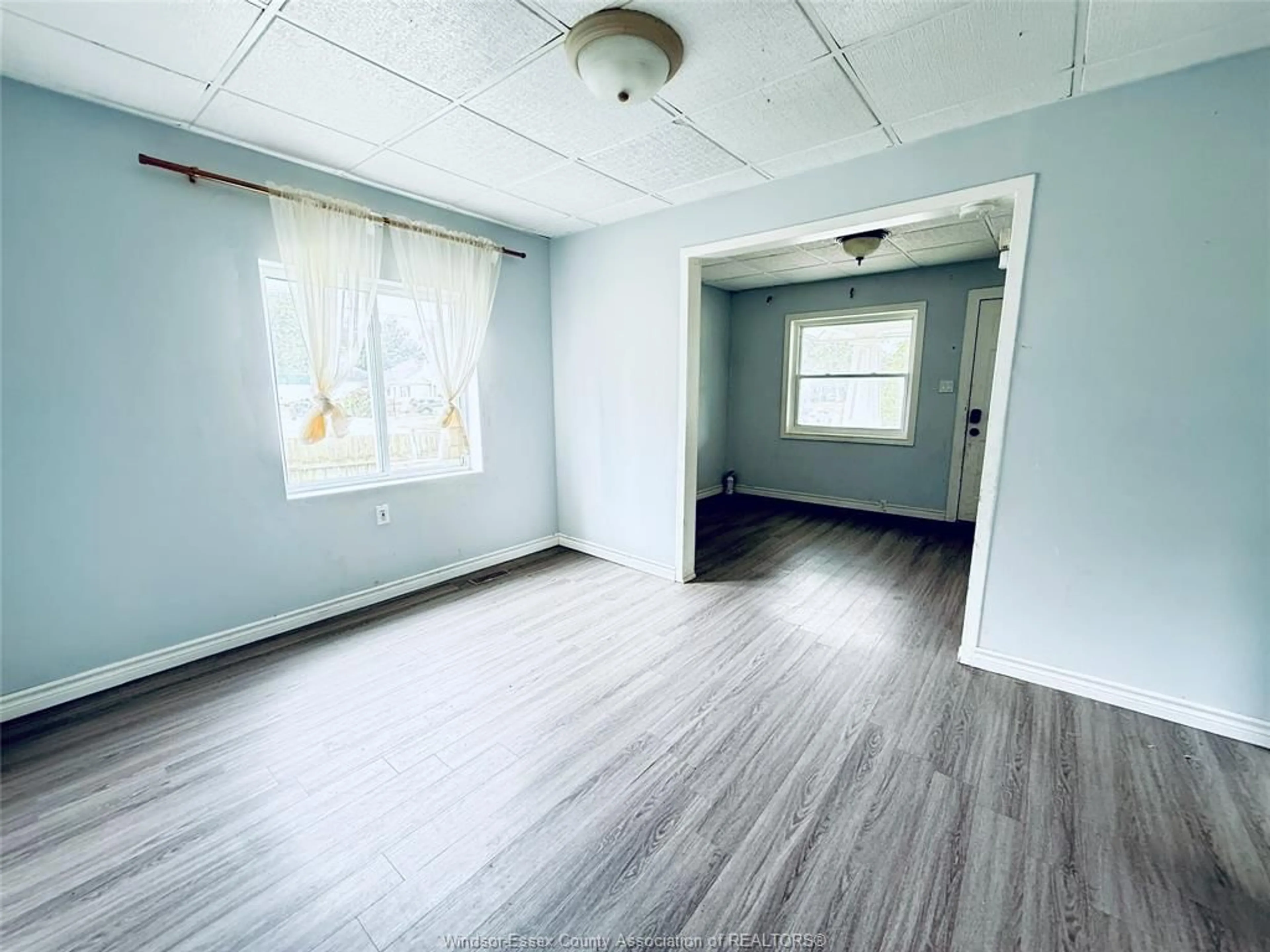 A pic of a room for 88 Lorne Ave, Chatham Ontario N7M 1R9