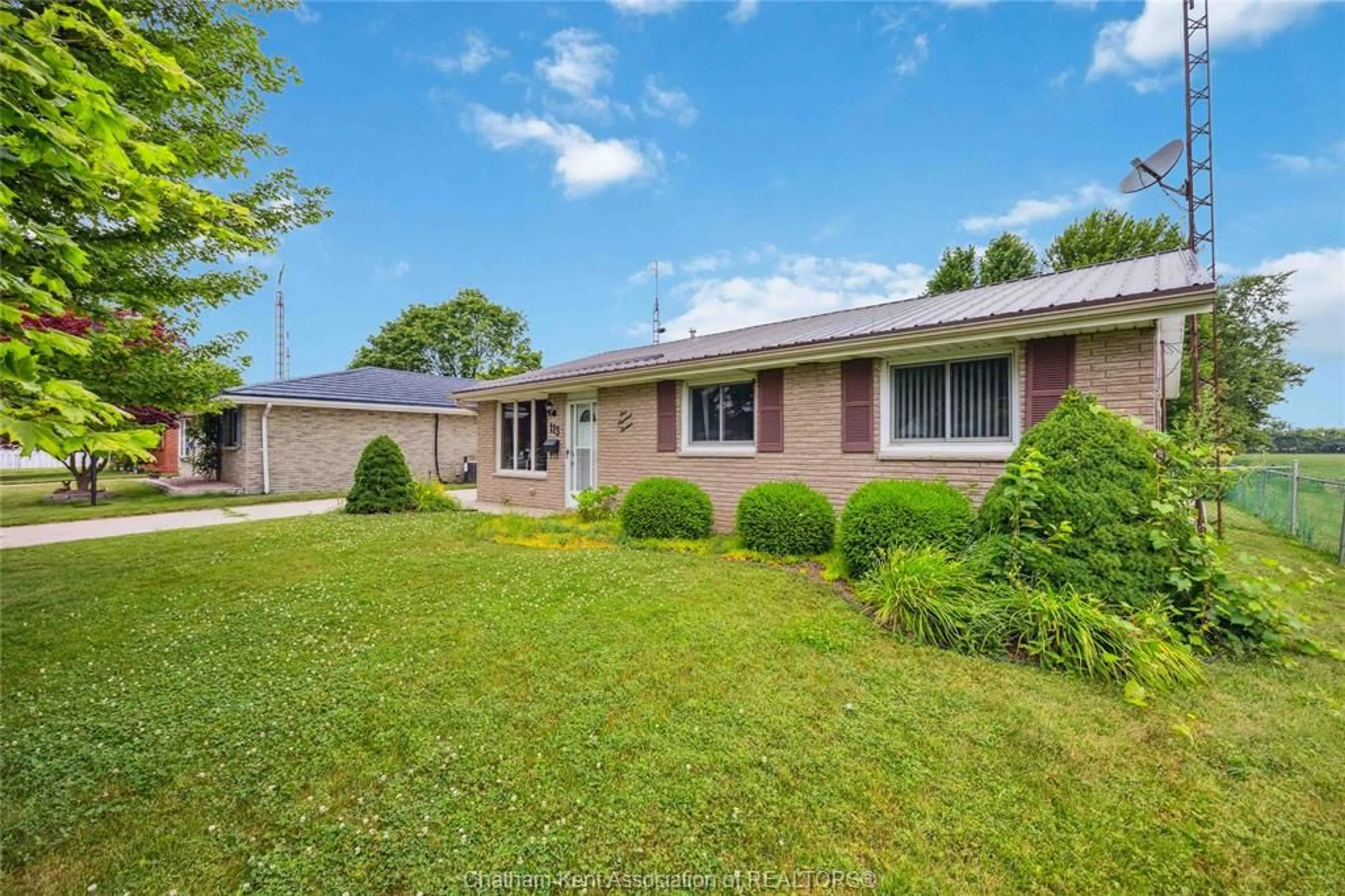 Home with brick exterior material, street for 113 Wills St, Wallaceburg Ontario N8A 4X5
