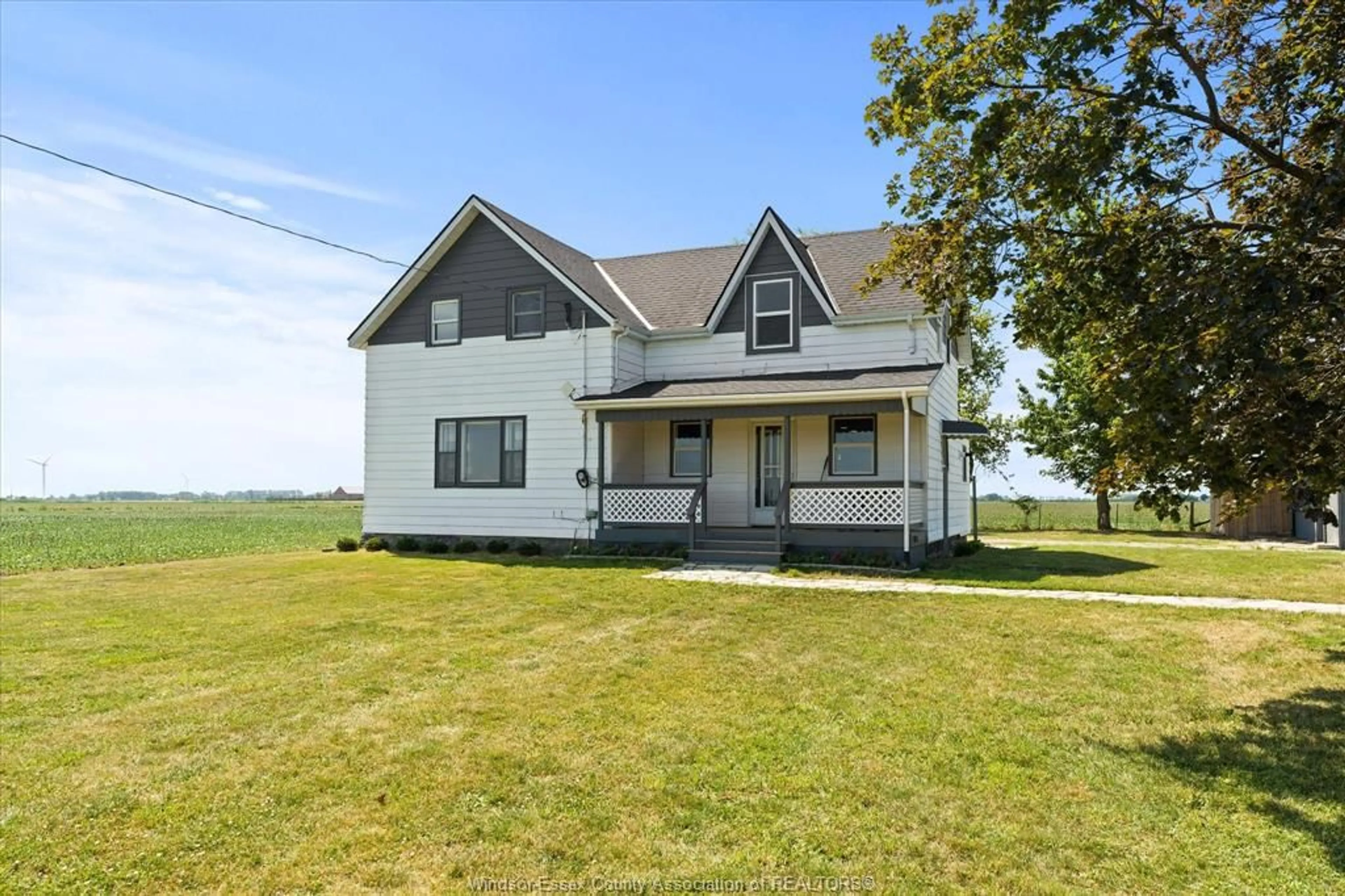 A pic from outside/outdoor area/front of a property/back of a property/a pic from drone, building for 5845 LAKESHORE ROAD 305, Comber Ontario N0P 1J0