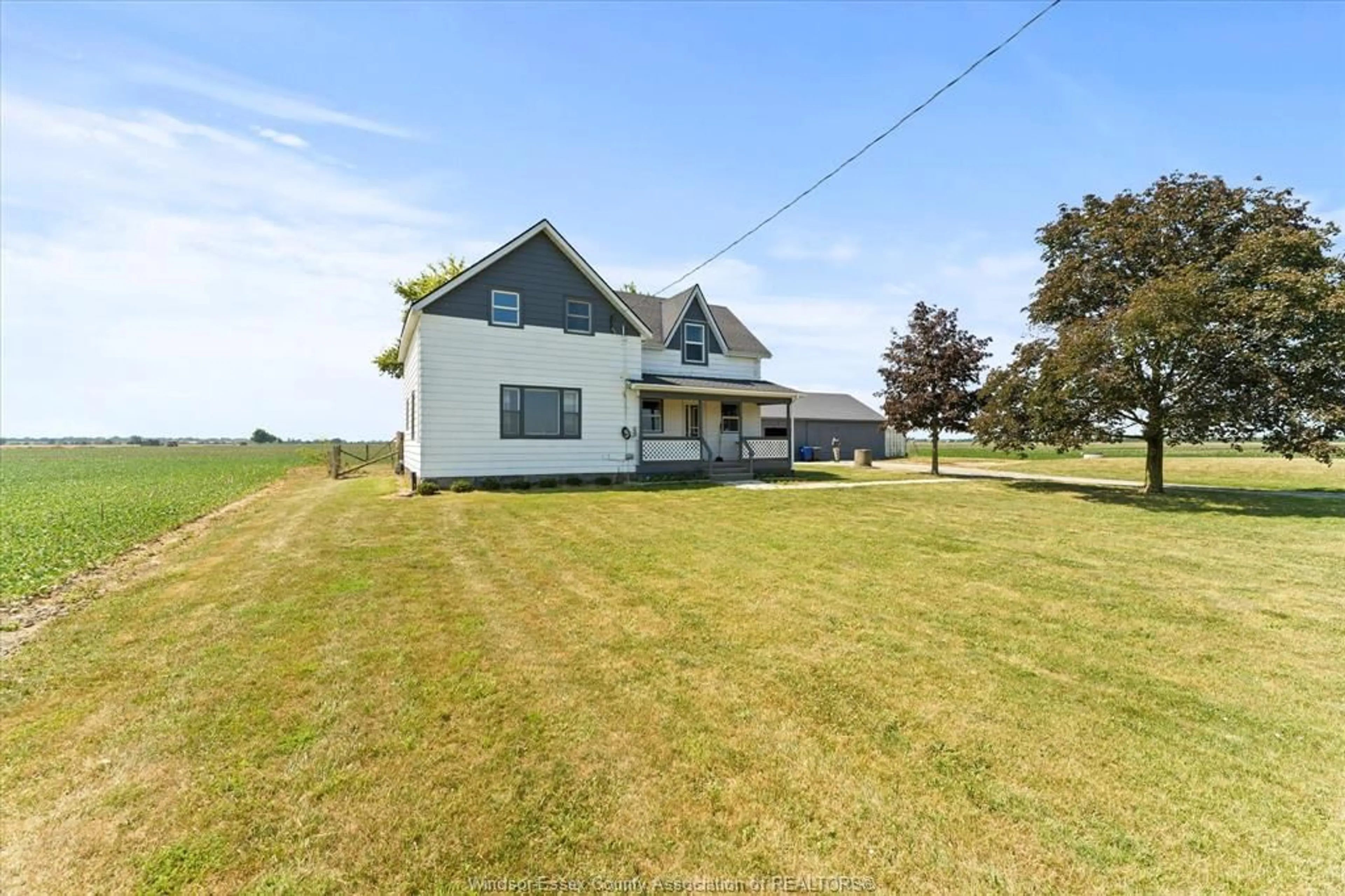 A pic from outside/outdoor area/front of a property/back of a property/a pic from drone, unknown for 5845 LAKESHORE ROAD 305, Comber Ontario N0P 1J0