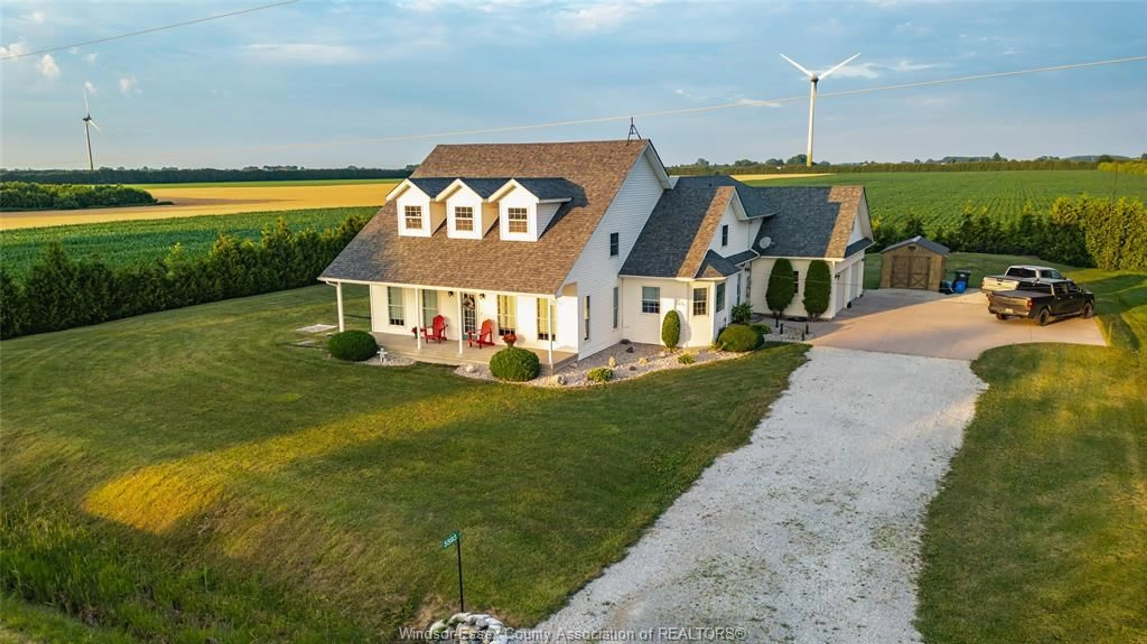 A pic from outside/outdoor area/front of a property/back of a property/a pic from drone, building for 5593 Concession 5 Rd, Amherstburg Ontario N9V 0C8