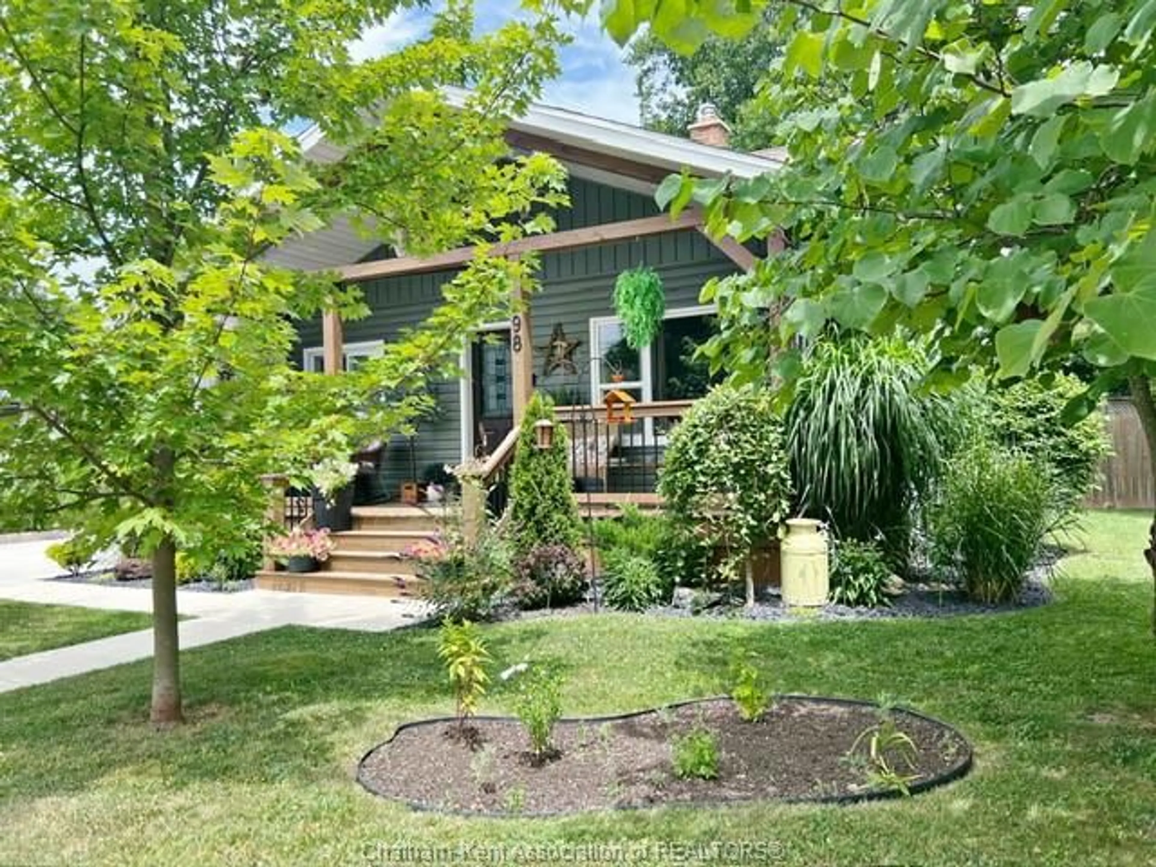 Unknown for 98 LAMUEL St, Thamesville Ontario N0P 2K0