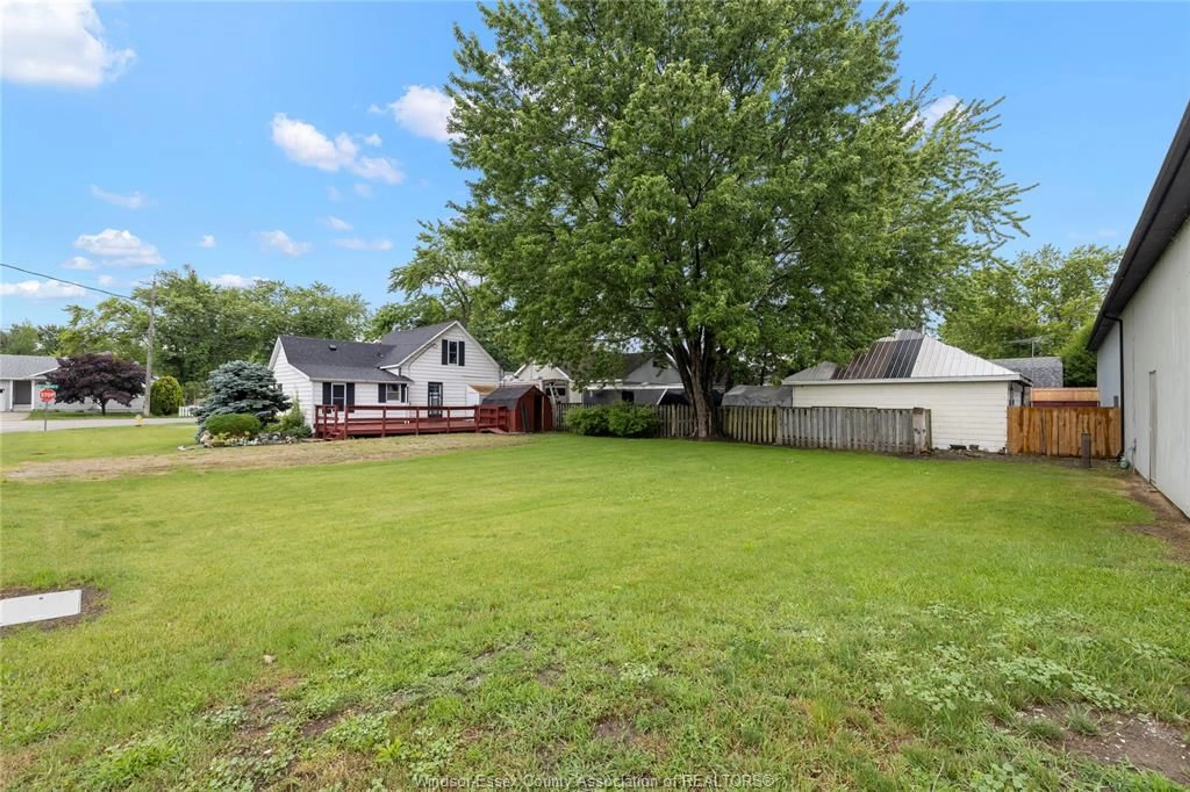 A pic from outside/outdoor area/front of a property/back of a property/a pic from drone, unknown for 389 St. Charles St, Belle River Ontario N0R 1A0