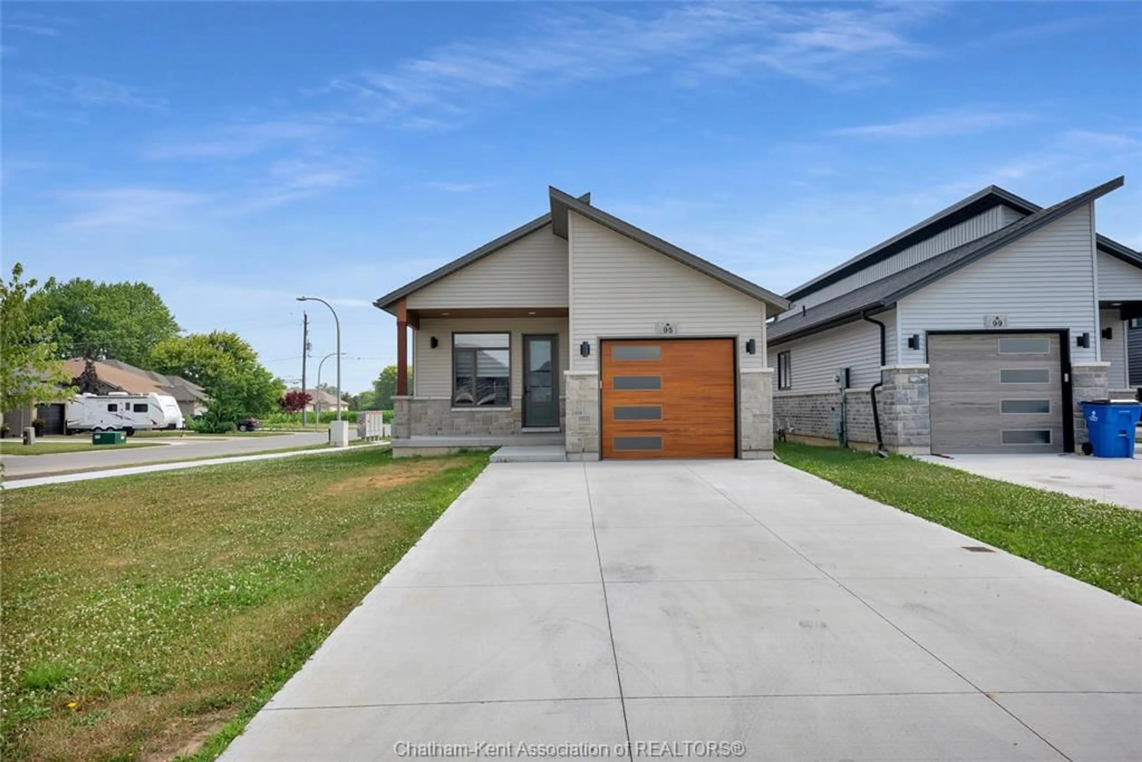 Unknown for 95 IRONWOOD Trail, Chatham Ontario N7M 0A5