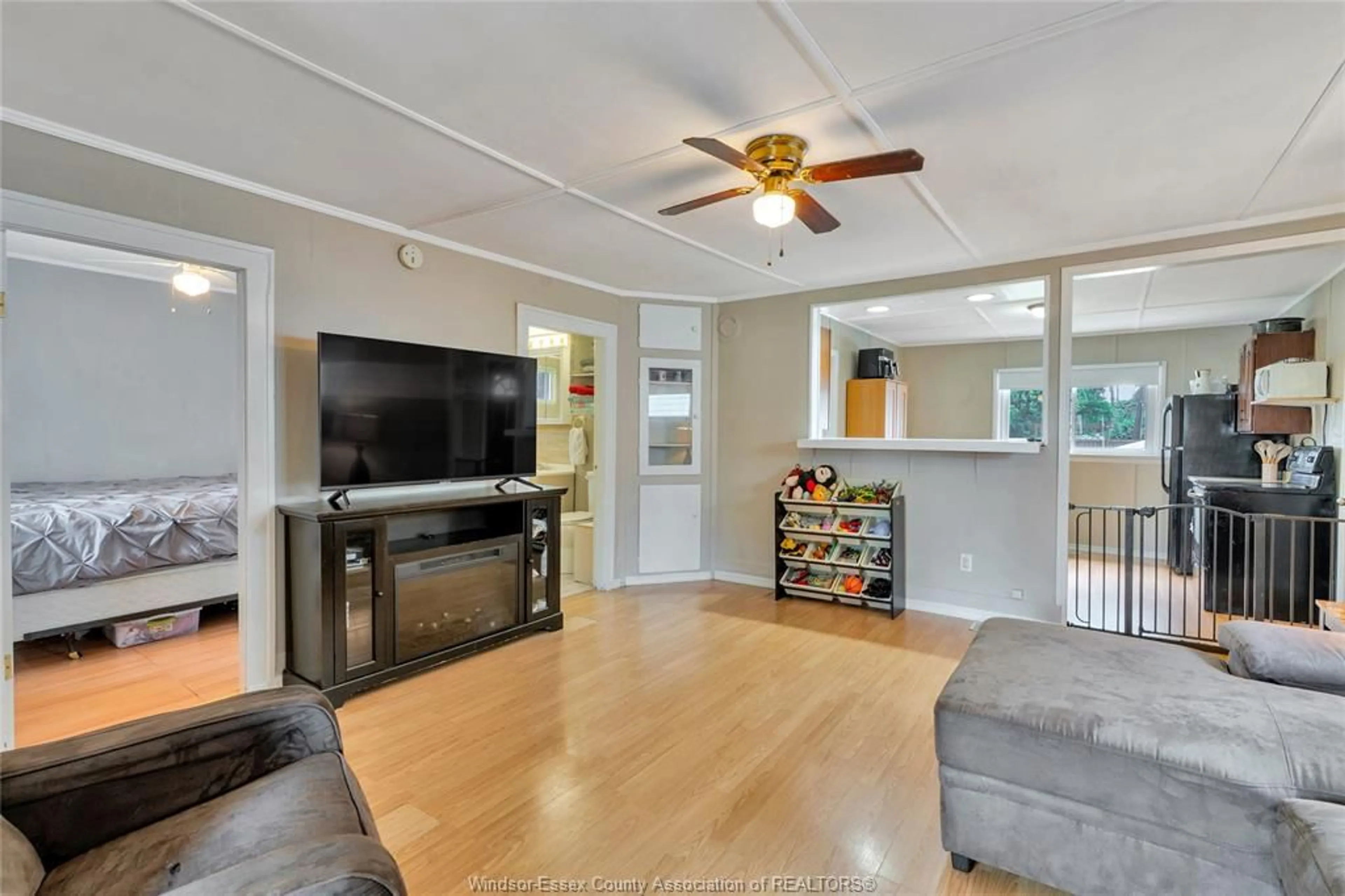 Living room with furniture, unknown for 1451 PELLETIER St, Windsor Ontario N9B 1S2