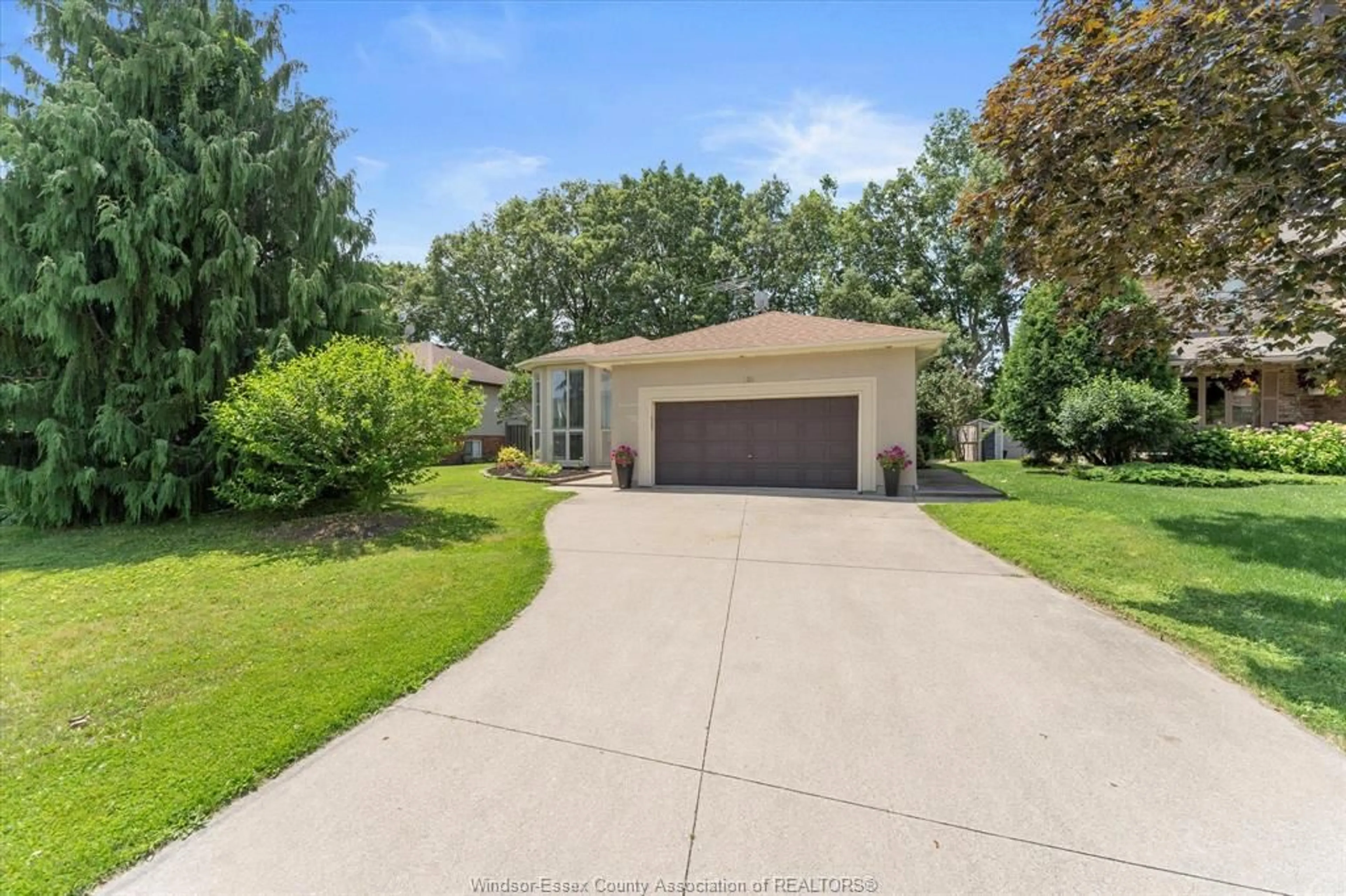 A pic from outside/outdoor area/front of a property/back of a property/a pic from drone, water/lake/river/ocean view for 150 PHEASANT RUN Dr, Lakeshore Ontario N0R 1A0
