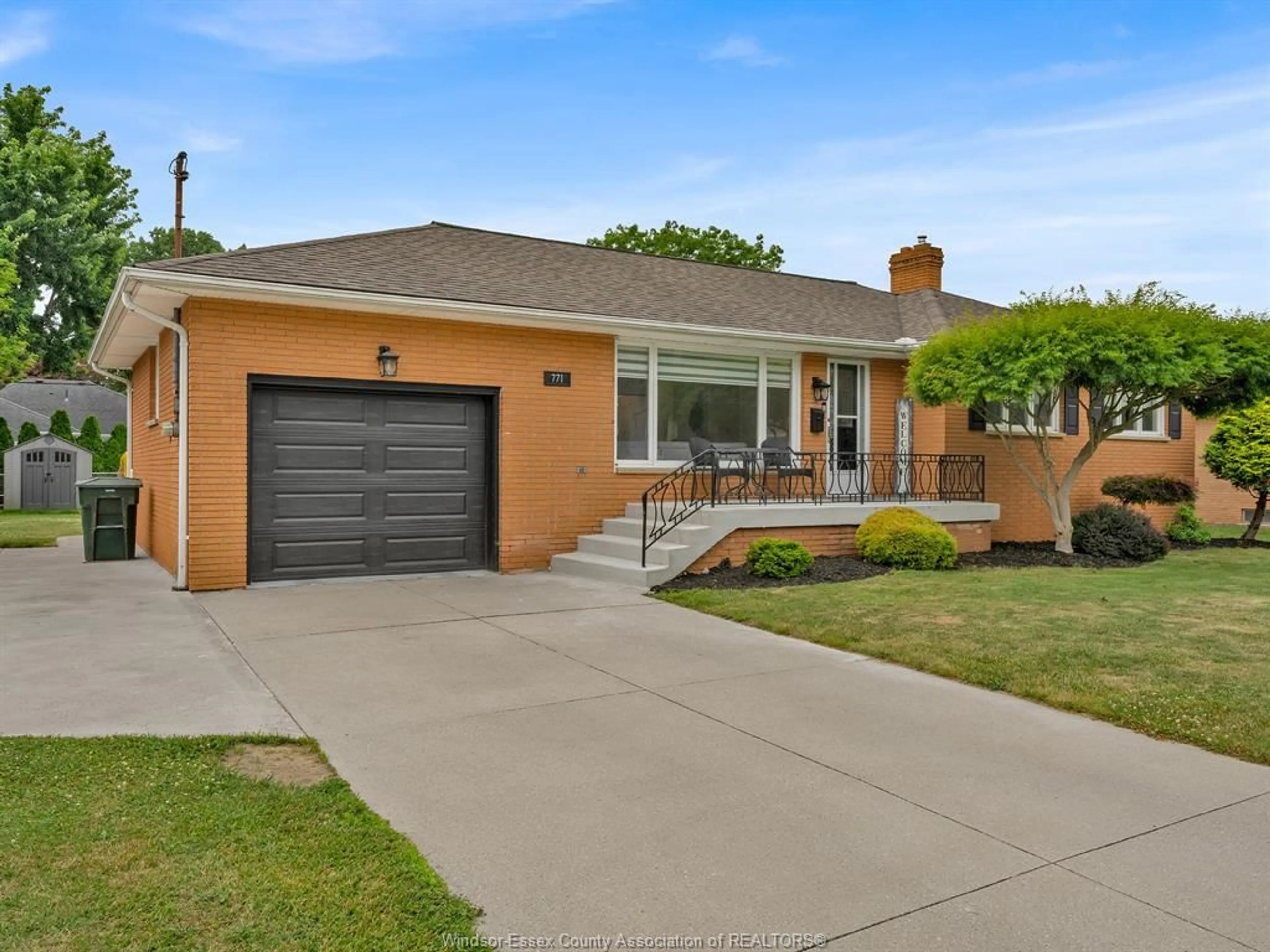 Home with brick exterior material, street for 771 WALLACE Ave, Windsor Ontario N9G 1M2