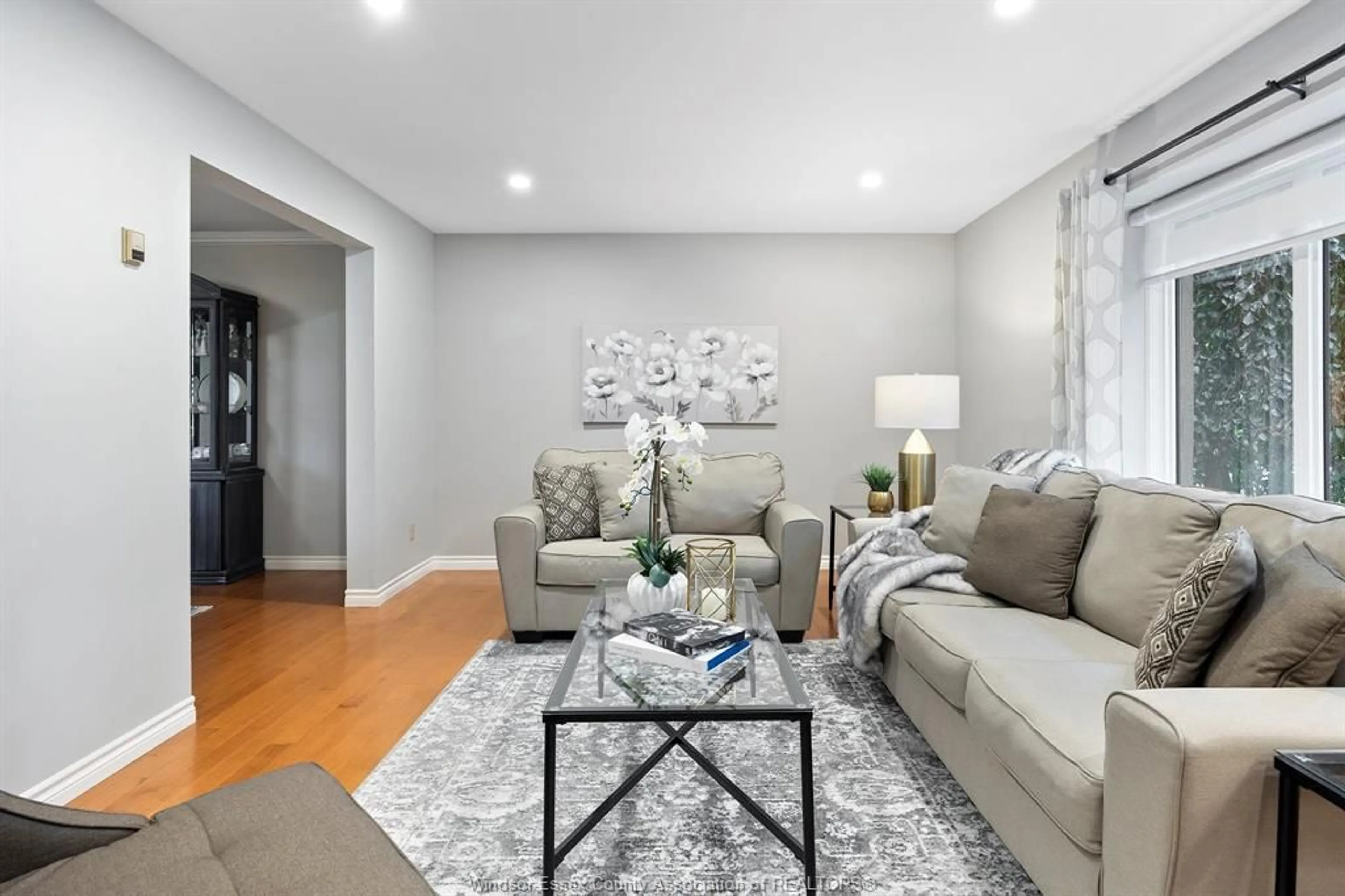 Living room with furniture, unknown for 2490 GLENWOOD AVENUE, Windsor Ontario N9E 2X6