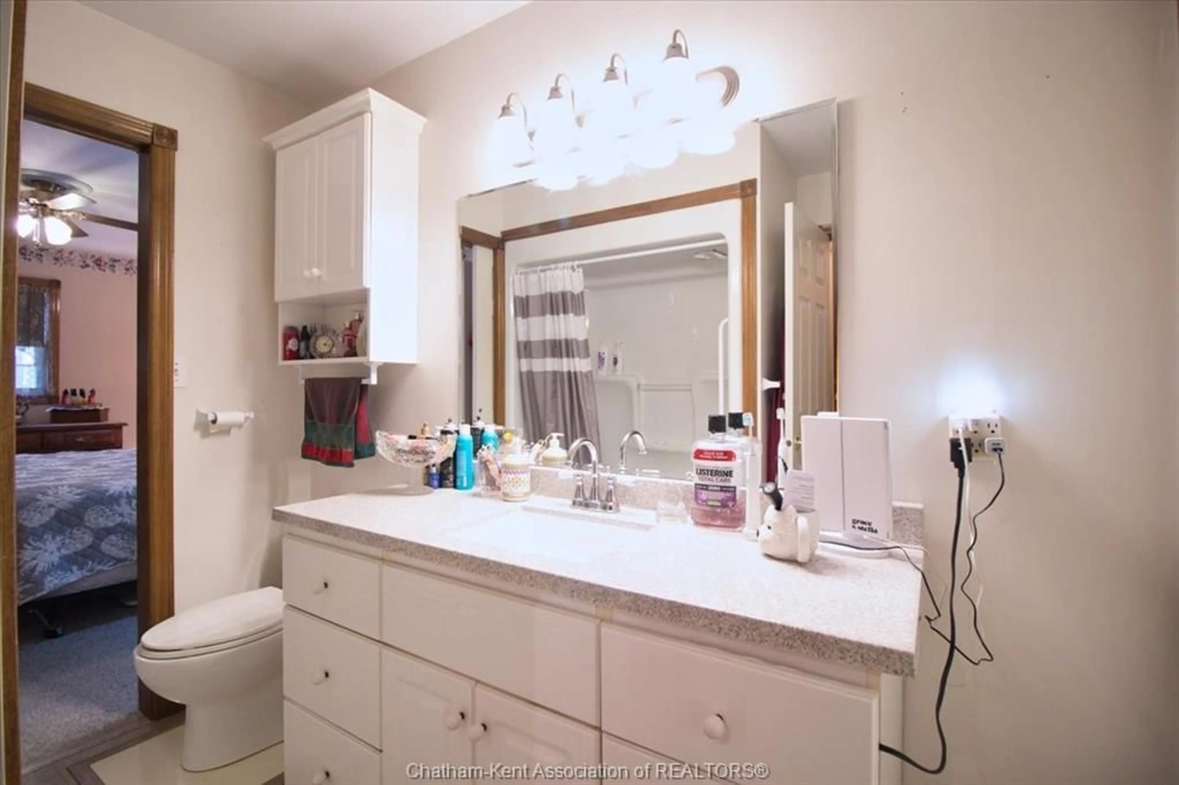 Standard bathroom, ceramic/tile floor for 3 Churchill Park Rd, Chatham Ontario N7M 6M2