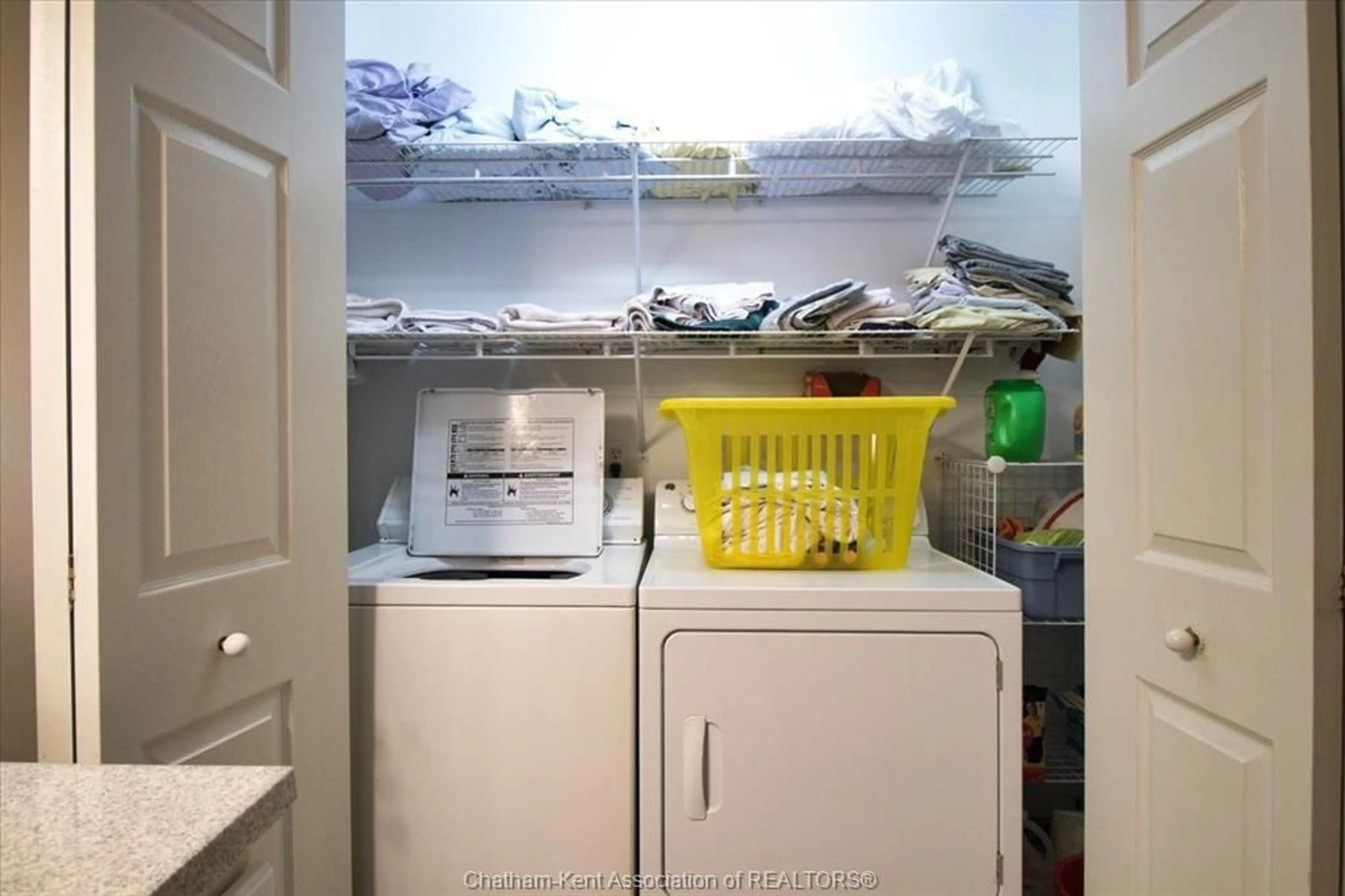 Laundry room for 3 Churchill Park Rd, Chatham Ontario N7M 6M2