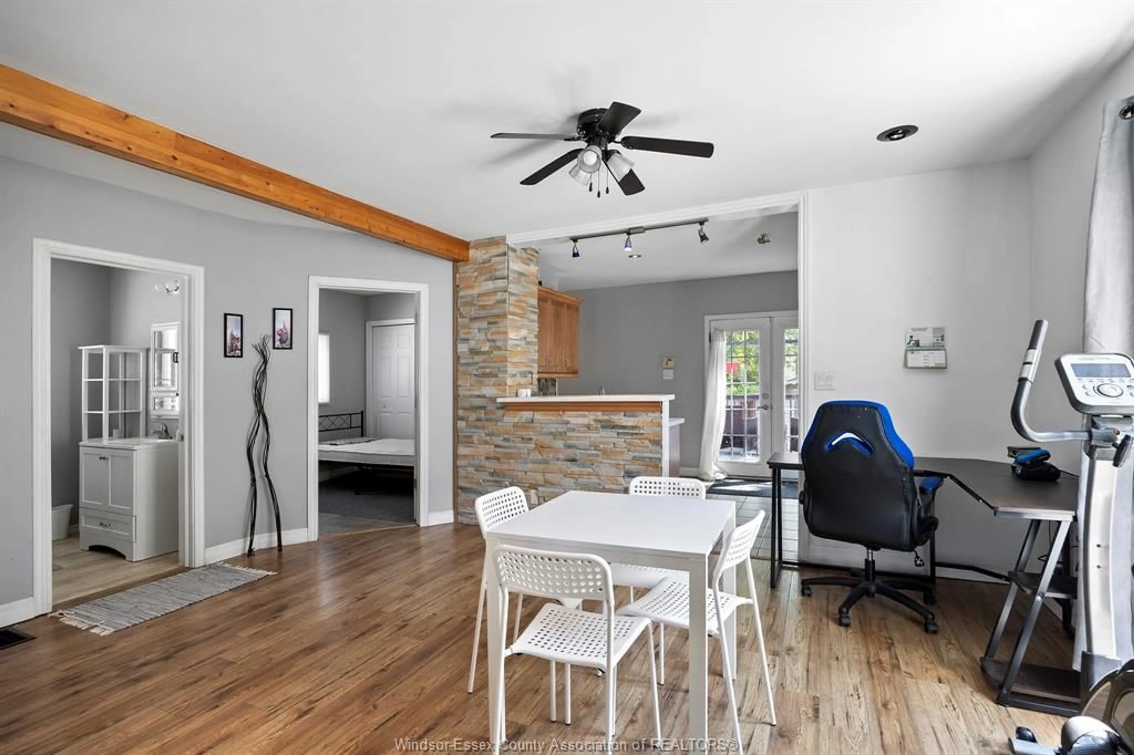 Open concept kitchen, unknown for 1092 ELM, Windsor Ontario N9A 5H7