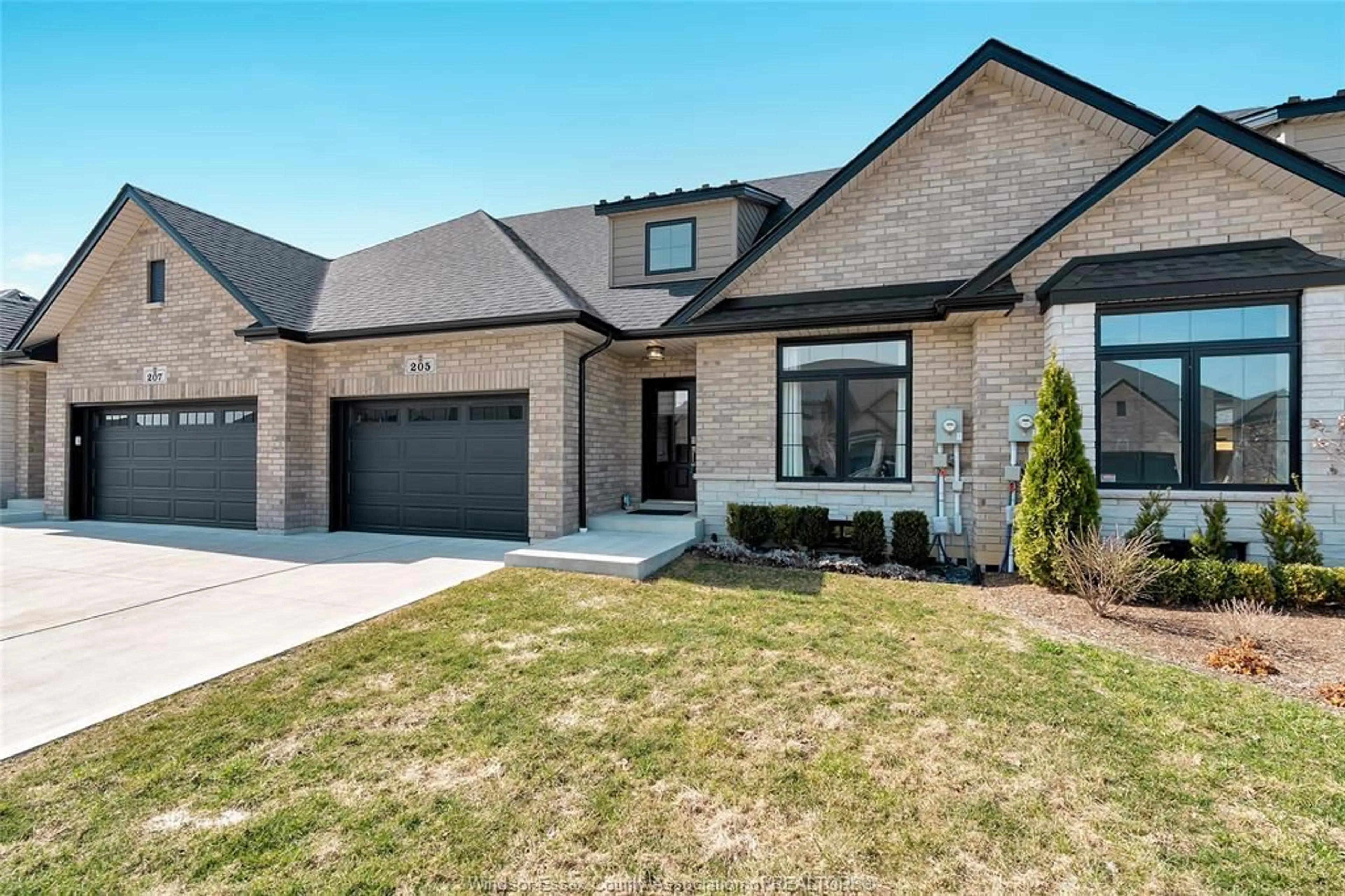 Home with brick exterior material, street for 205 LIVINGSTONE, Amherstburg Ontario N9V 0H1