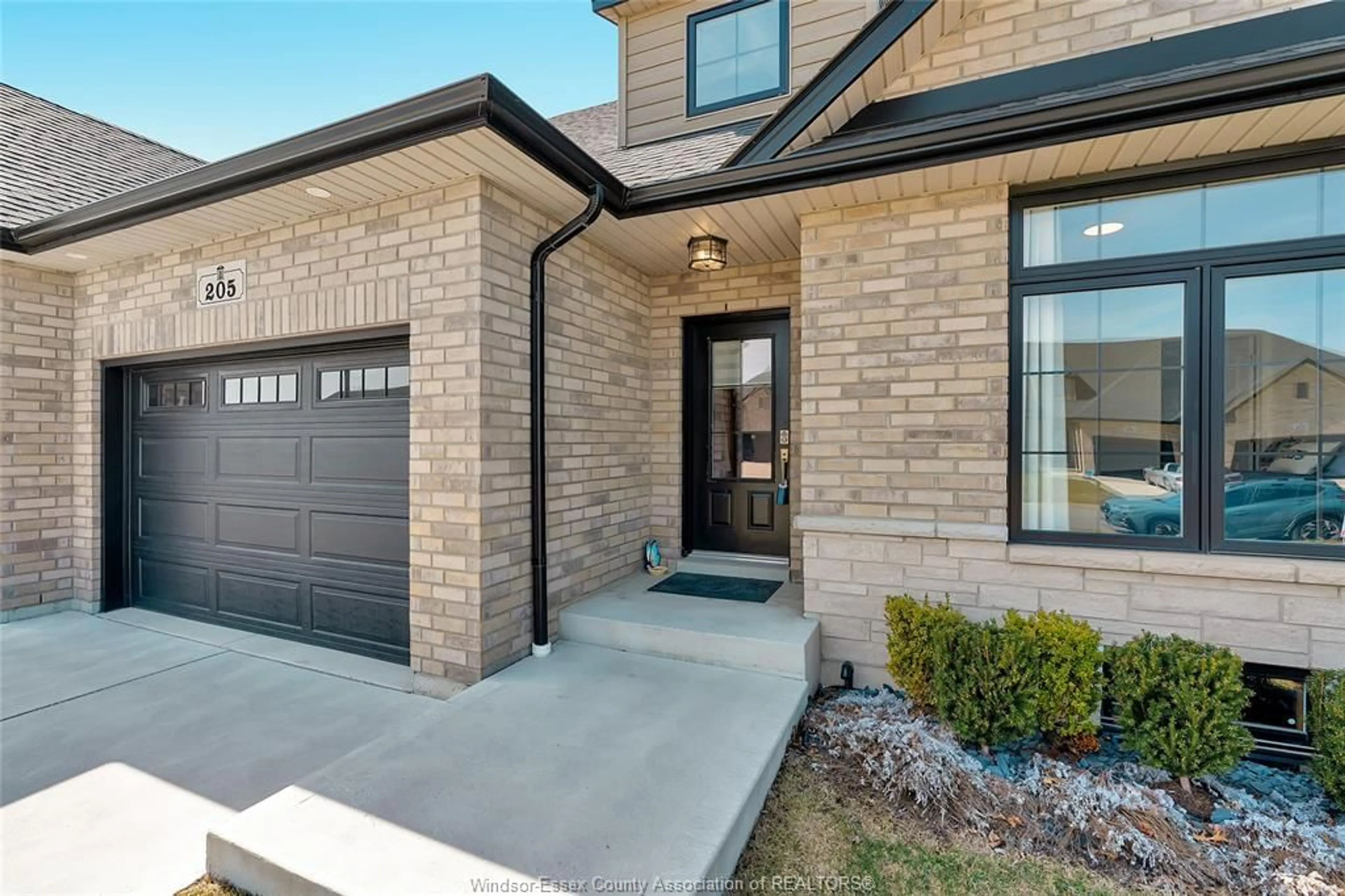 Home with brick exterior material, street for 205 LIVINGSTONE, Amherstburg Ontario N9V 0H1